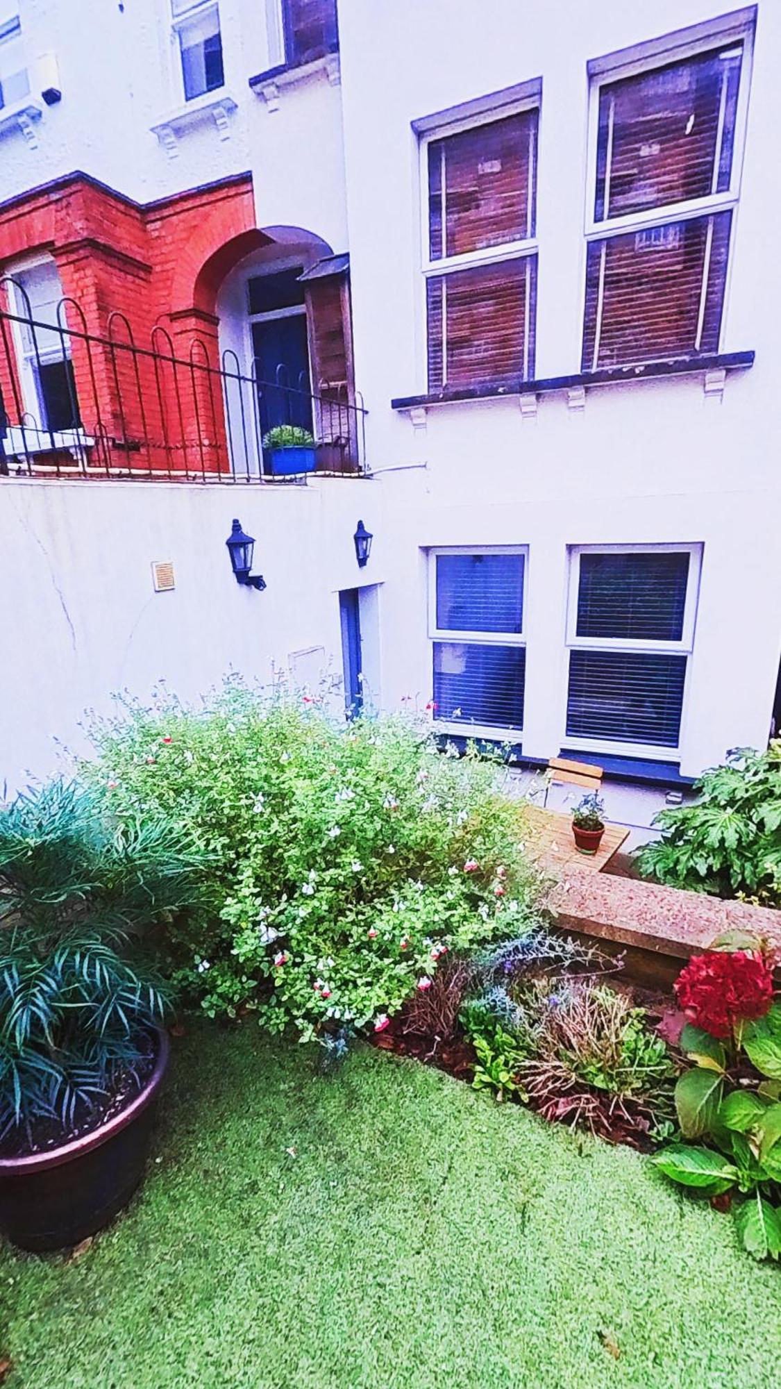 1 Bed Flat In East Dulwich Apartment London