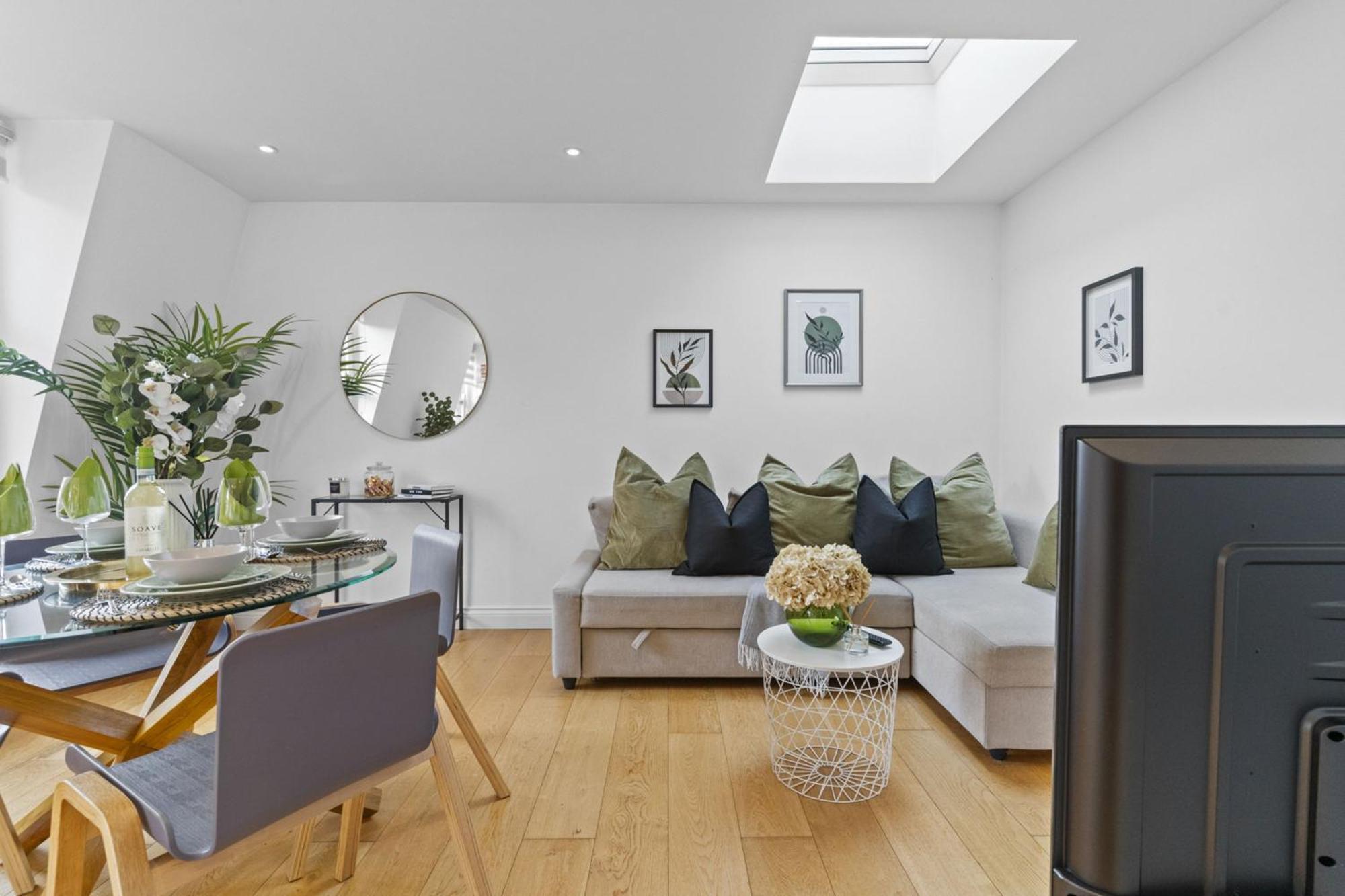 Apartment Two Bed By Livestay Short Lets & Serviced Near Oxford Circus London