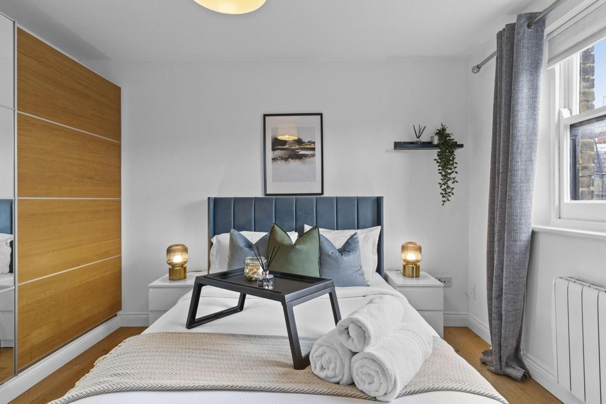 Two Bed By Livestay Short Lets & Serviced Near Oxford Circus *