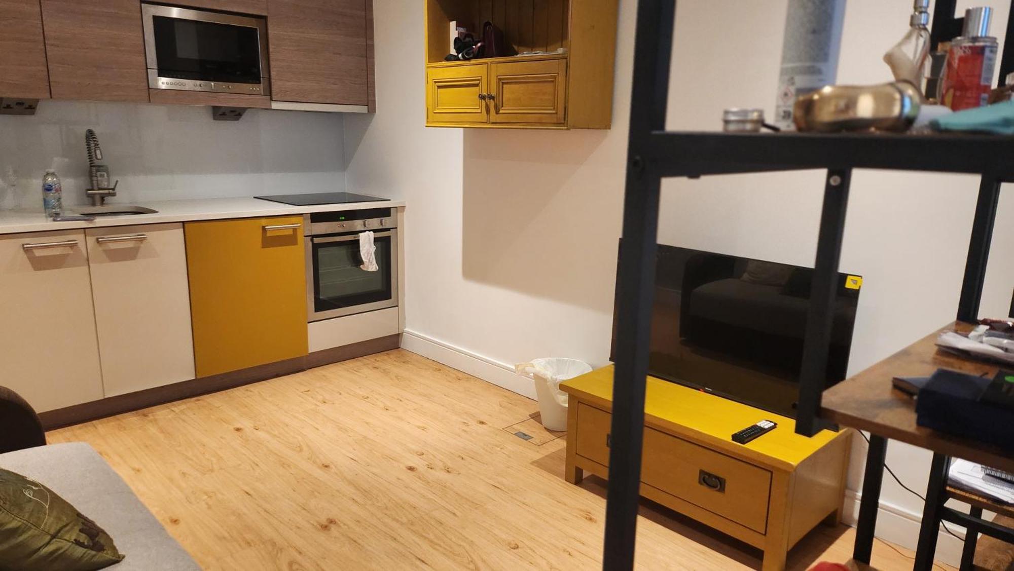 Chelsea City Apartment In London--24 Hours Gym Appartement *