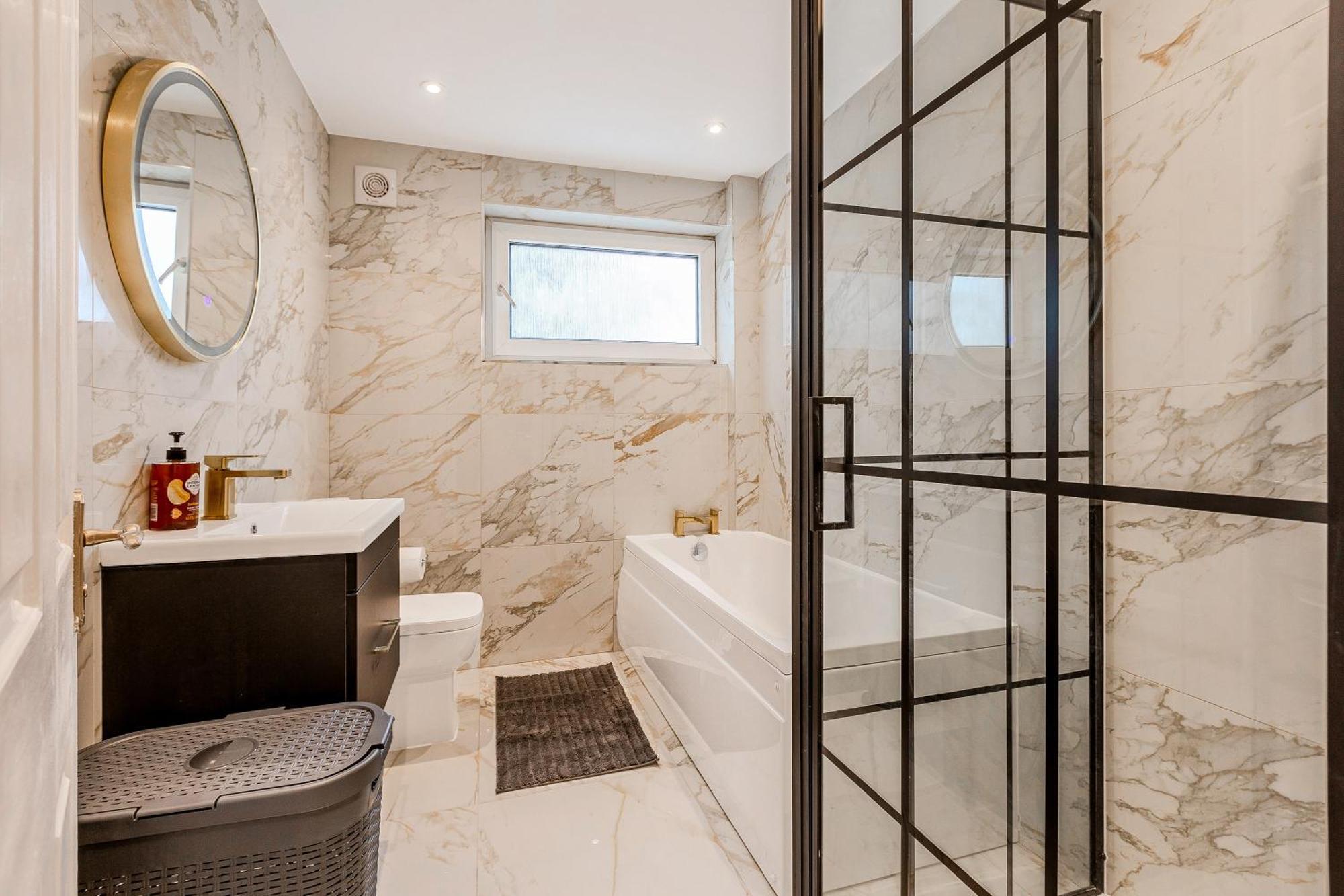 Battersea Spacious Perfect For Family And Groups With Free Parking Sleep 8 Сasa de vacaciones *