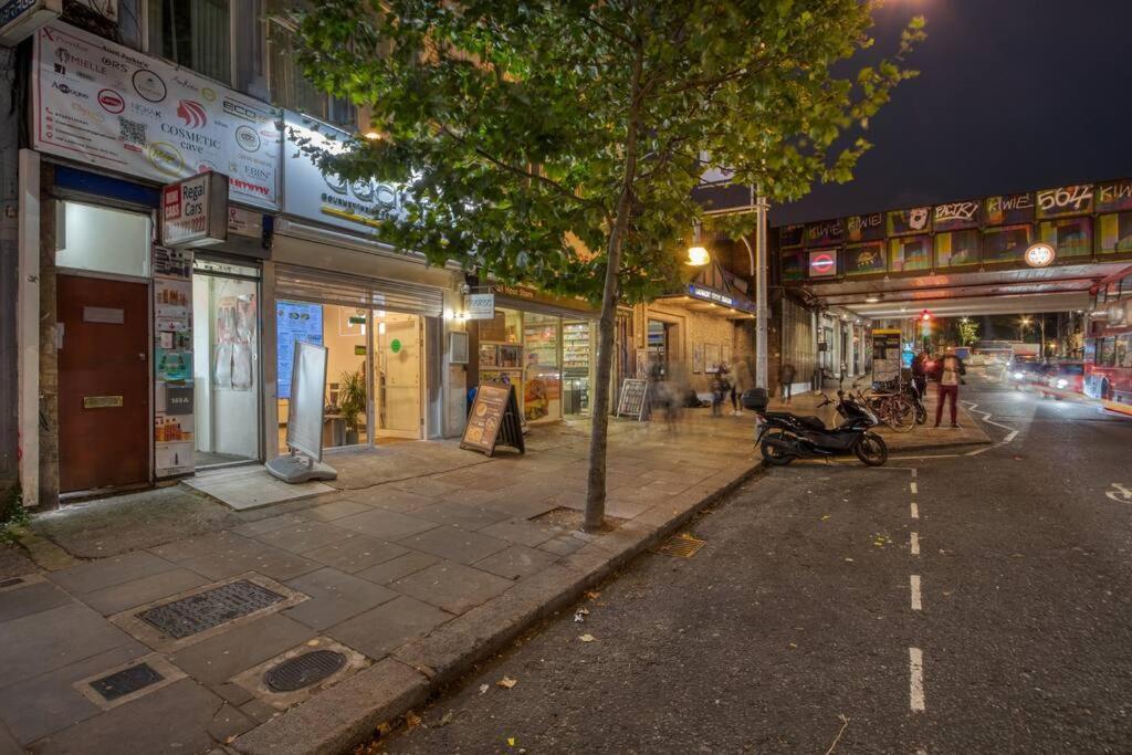 Grove Retreat 1 Bed Steps From Ladbroke Station Apartamento Londres