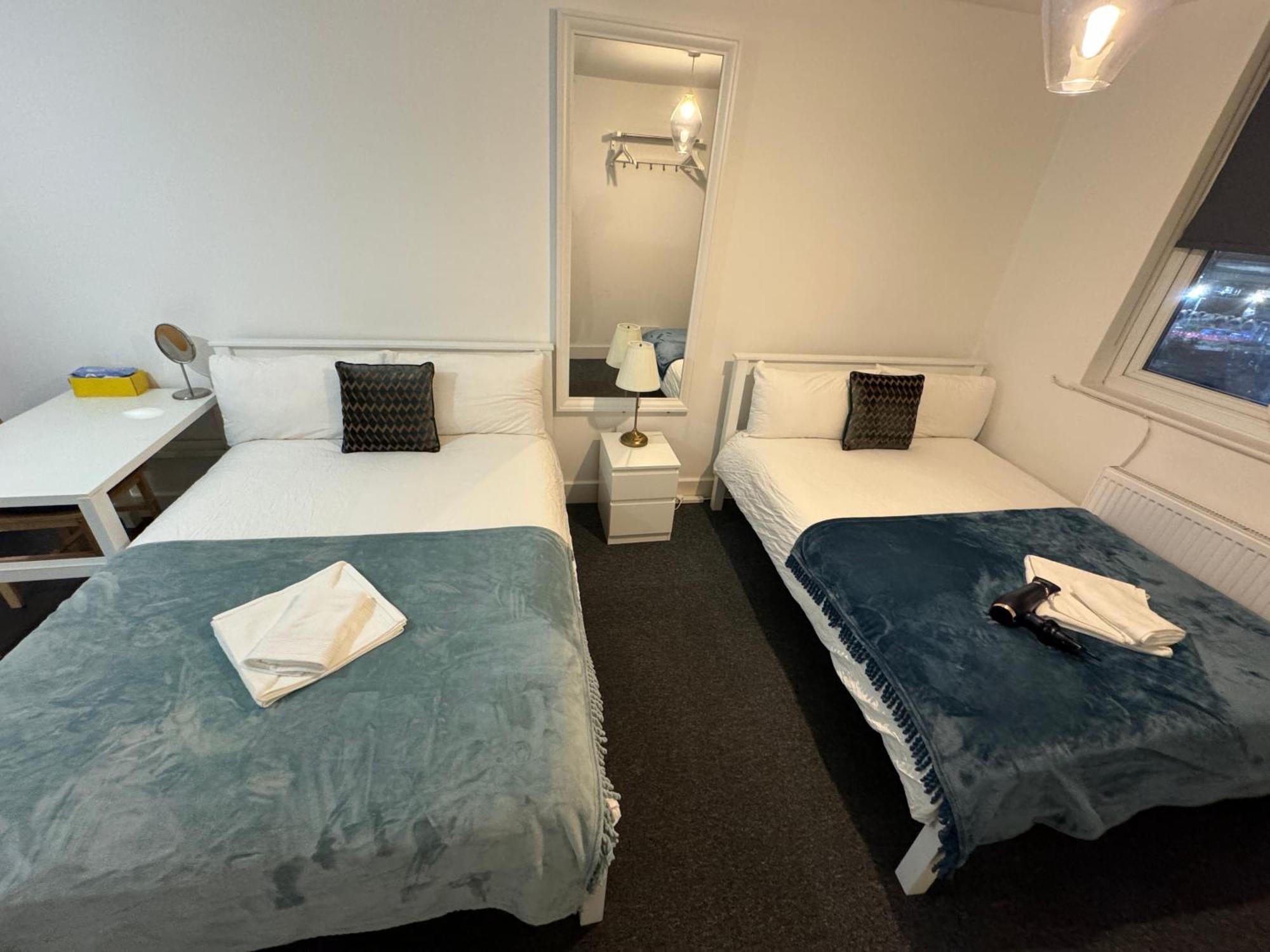 Hospedagem domiciliar Euston Station 106 *