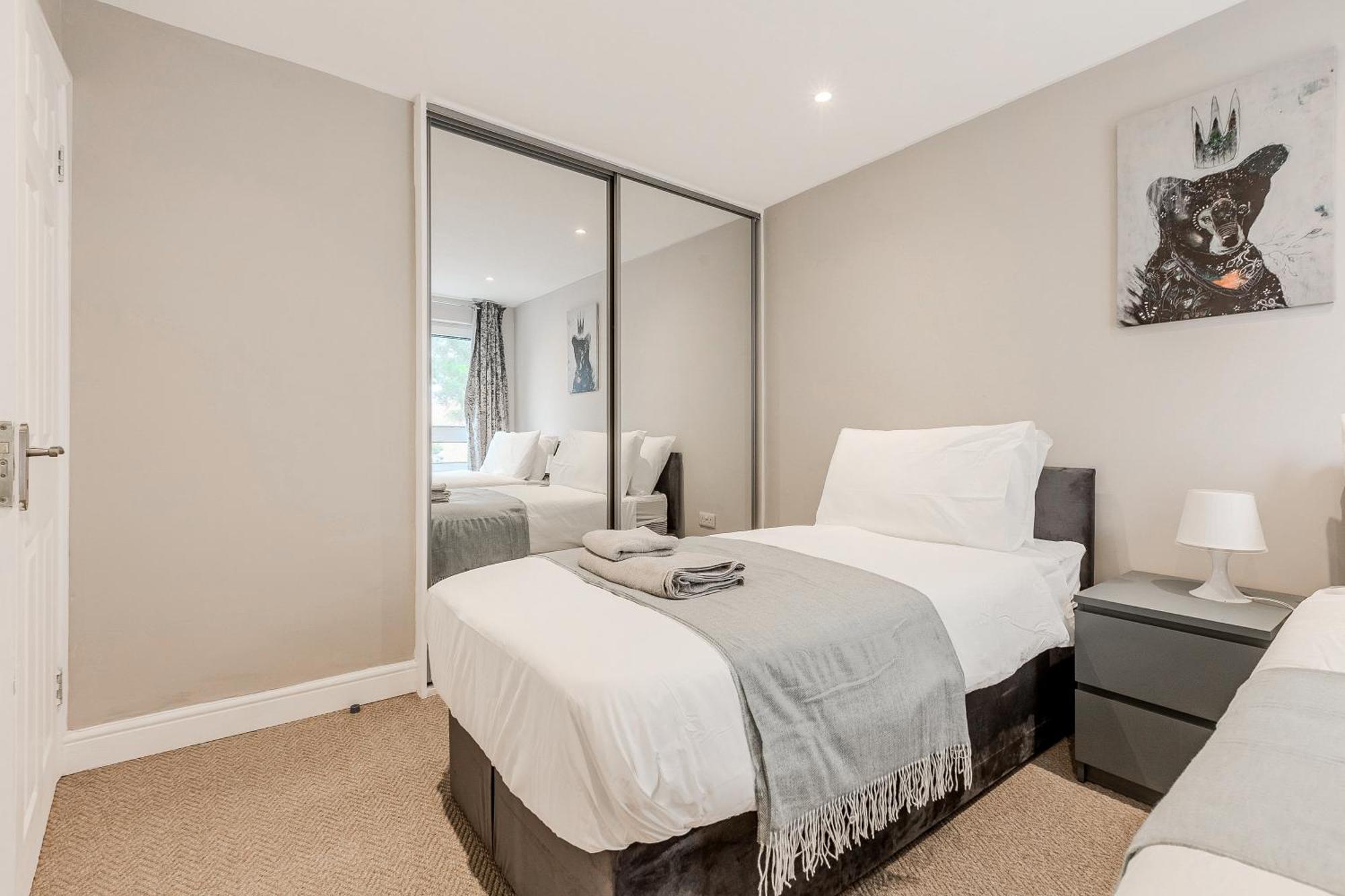 Battersea Spacious Perfect For Family And Groups With Free Parking Sleep 8 * Londres