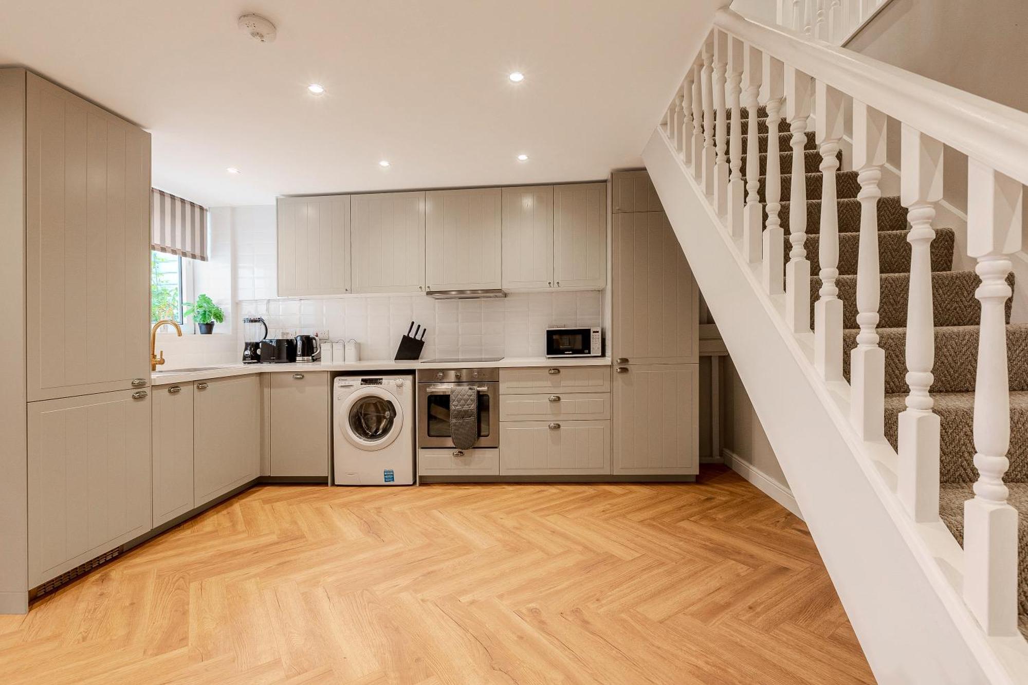Battersea Spacious Perfect For Family And Groups With Free Parking Sleep 8 Сasa de vacaciones