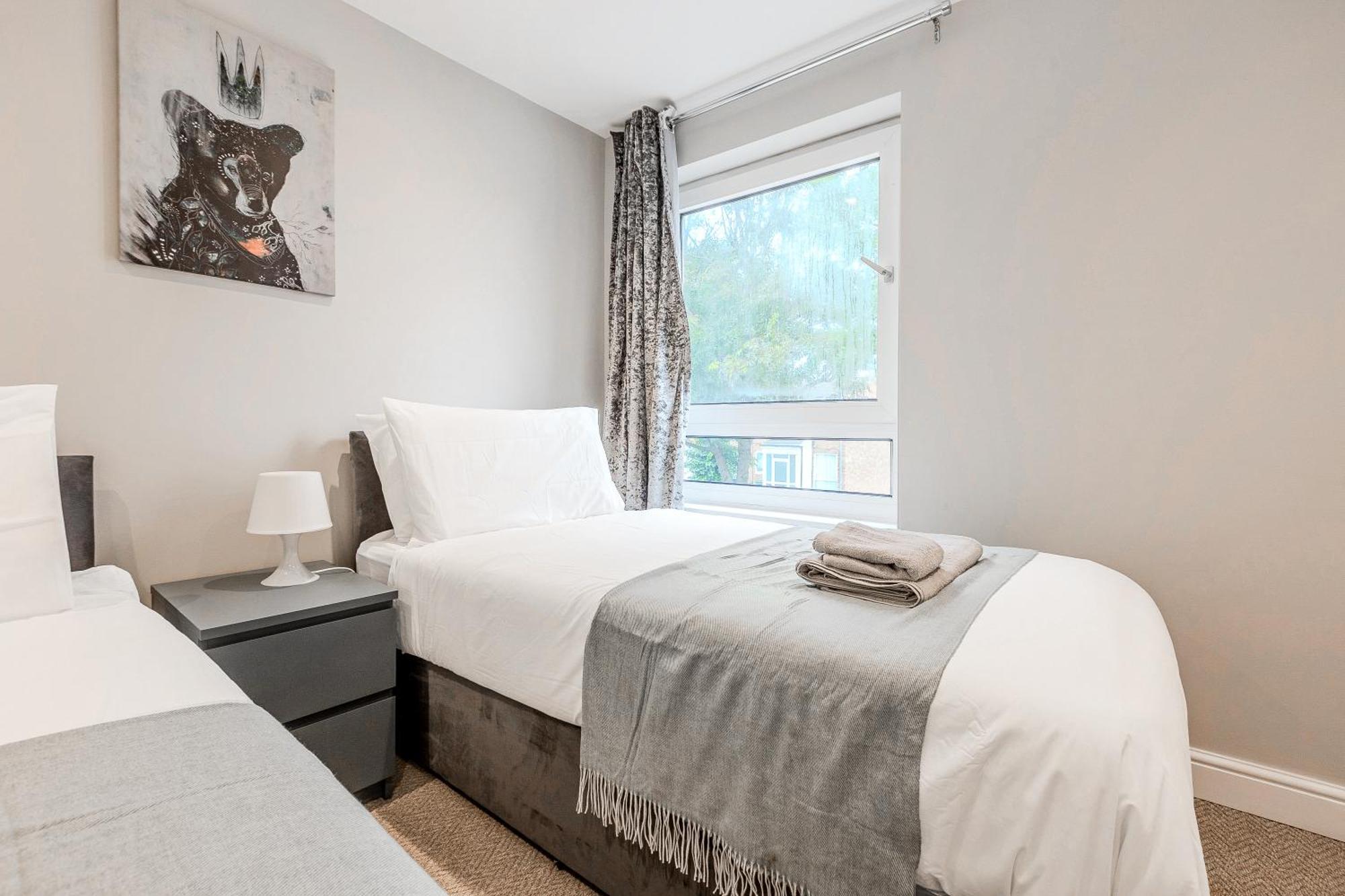 Сasa de vacaciones Battersea Spacious Perfect For Family And Groups With Free Parking Sleep 8 Londres