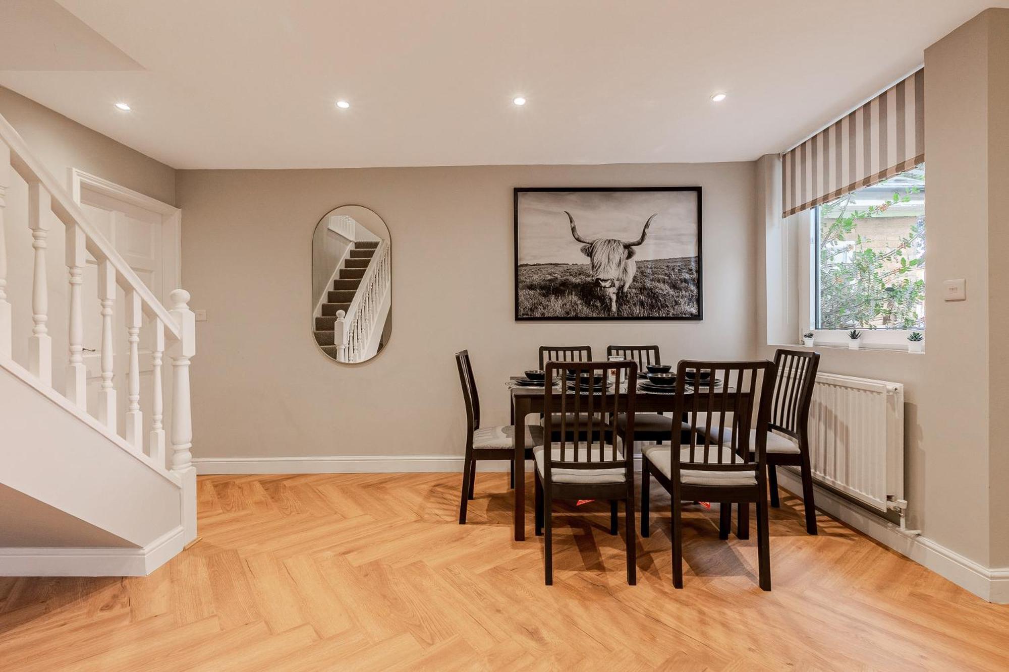 Battersea Spacious Perfect For Family And Groups With Free Parking Sleep 8 Сasa de vacaciones Londres