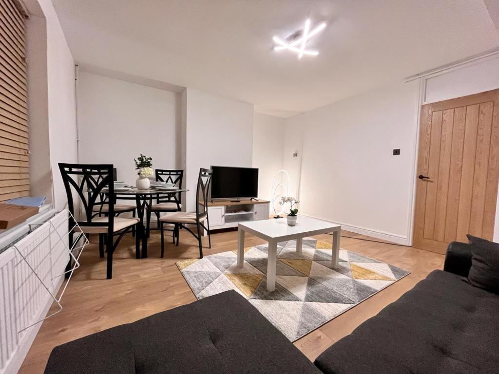 Flat - Good Access To And More! Apartamento