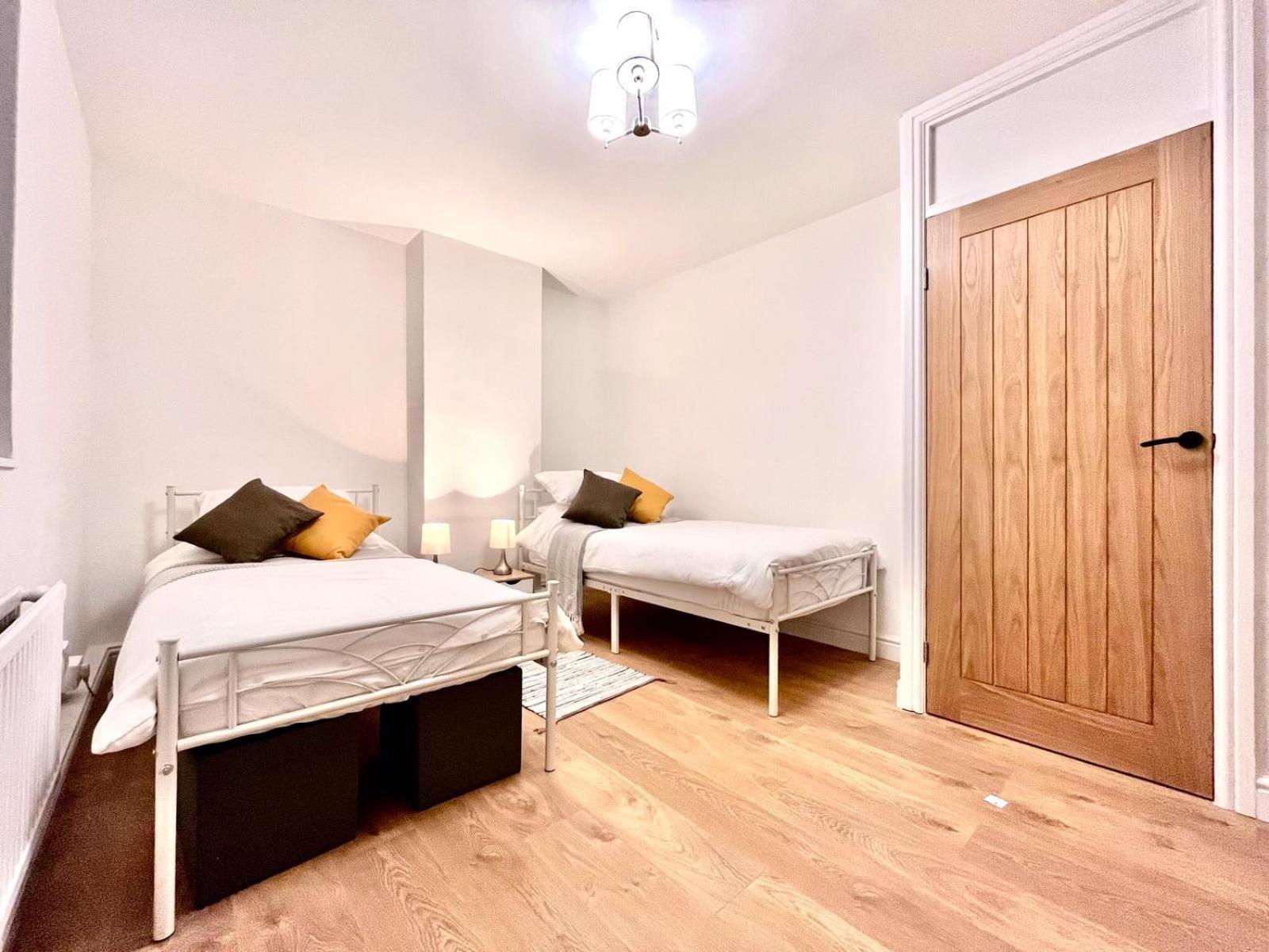 Flat - Good Access To And More! Apartamento