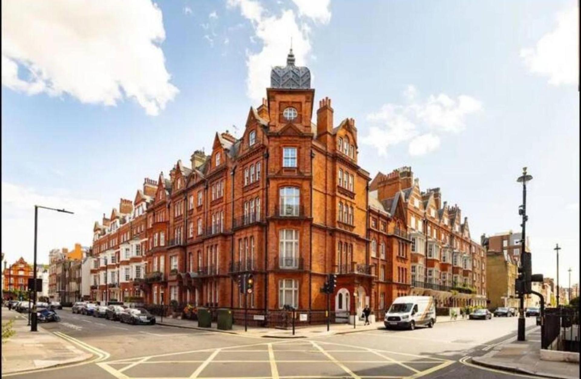 Street Luxury In * Londres