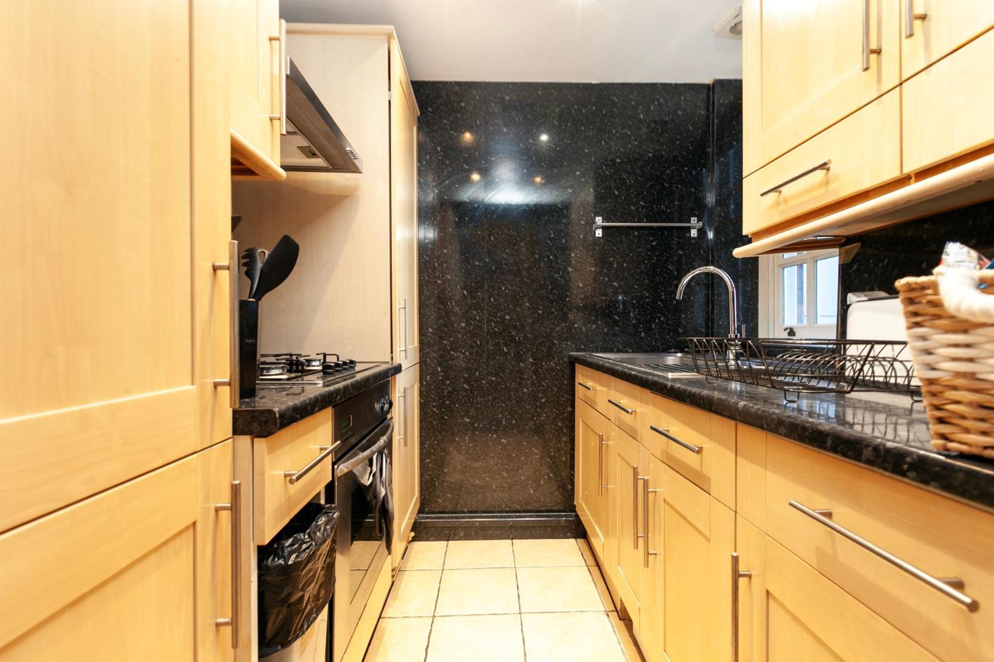 Beautiful 3 Bedroom Flat In Scott Ellis Gardens * Londres