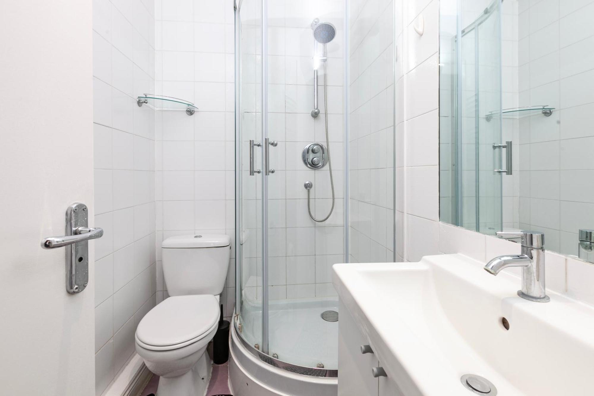 Appartement Beautiful 3 Bedroom Flat In Scott Ellis Gardens