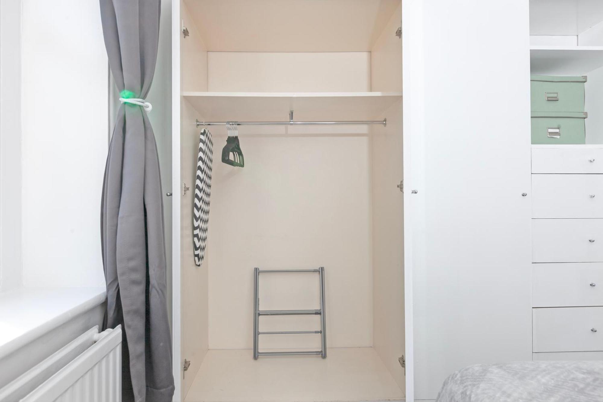 Appartement Beautiful 3 Bedroom Flat In Scott Ellis Gardens