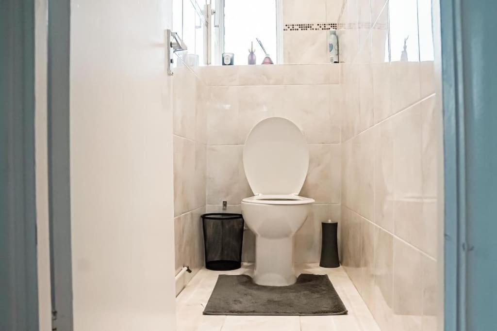 Spacious 3 Bedroom Flat Appartement Londres