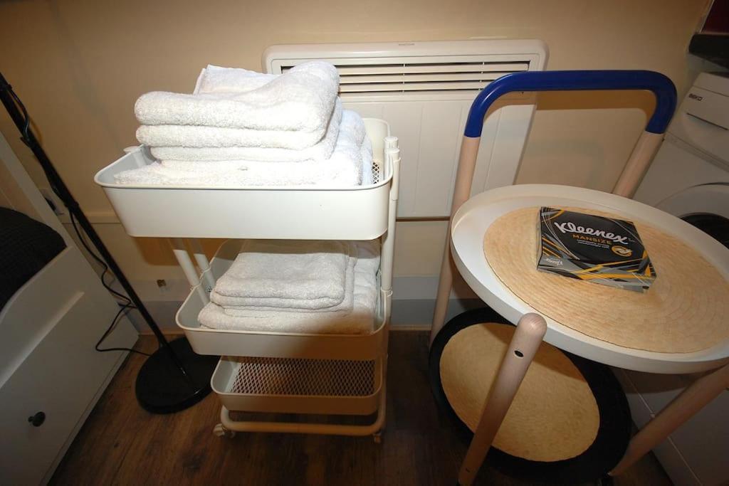St 7 - Cosy, Modern Apartment-corbyn St N4 Appartement Londres