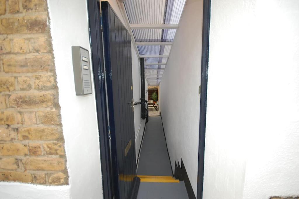 Appartement St 7 - Cosy, Modern Apartment-corbyn St N4 Londres