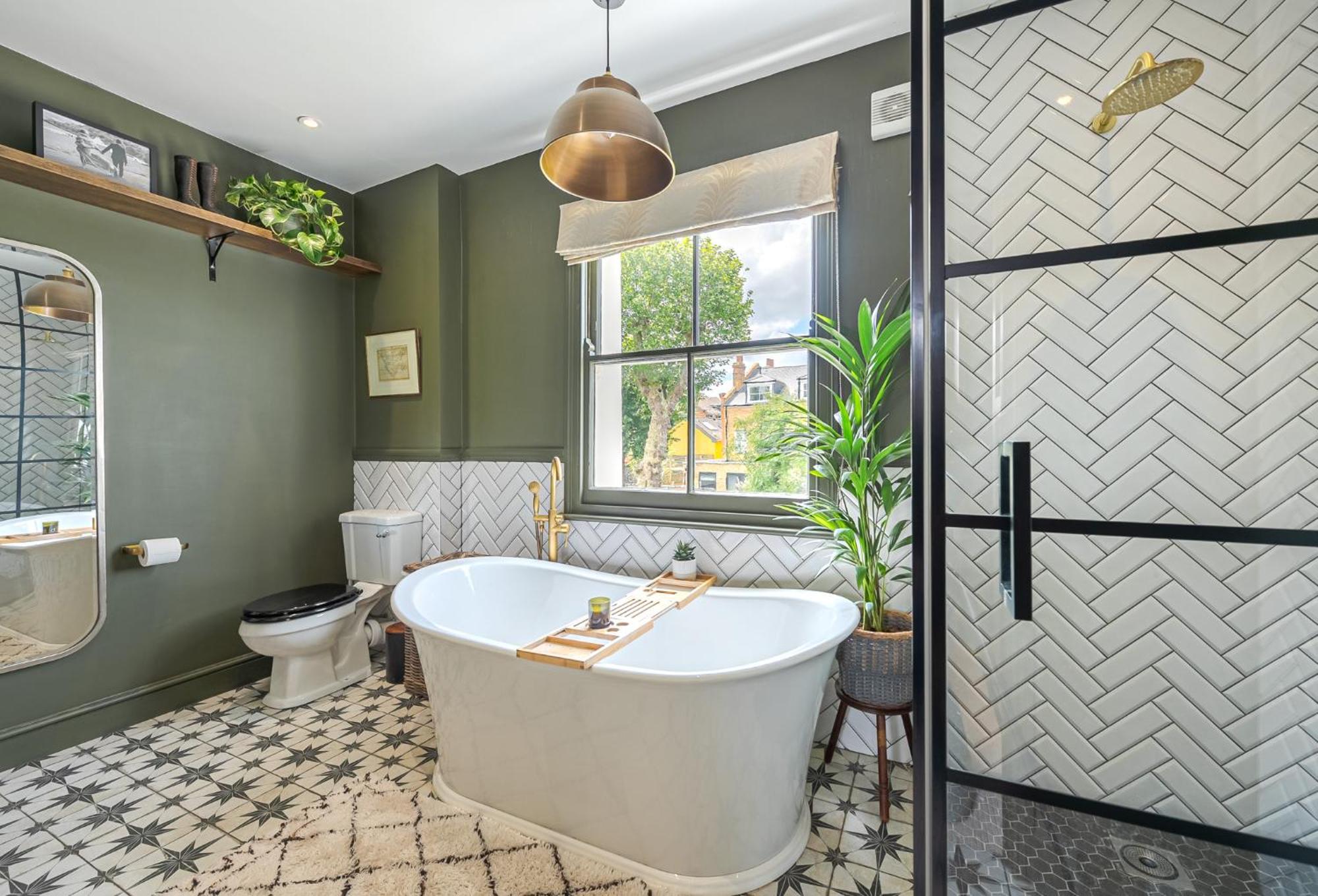 Heaver House - Stunning, Large, 5br House Nr Tube And Tooting Common Villa