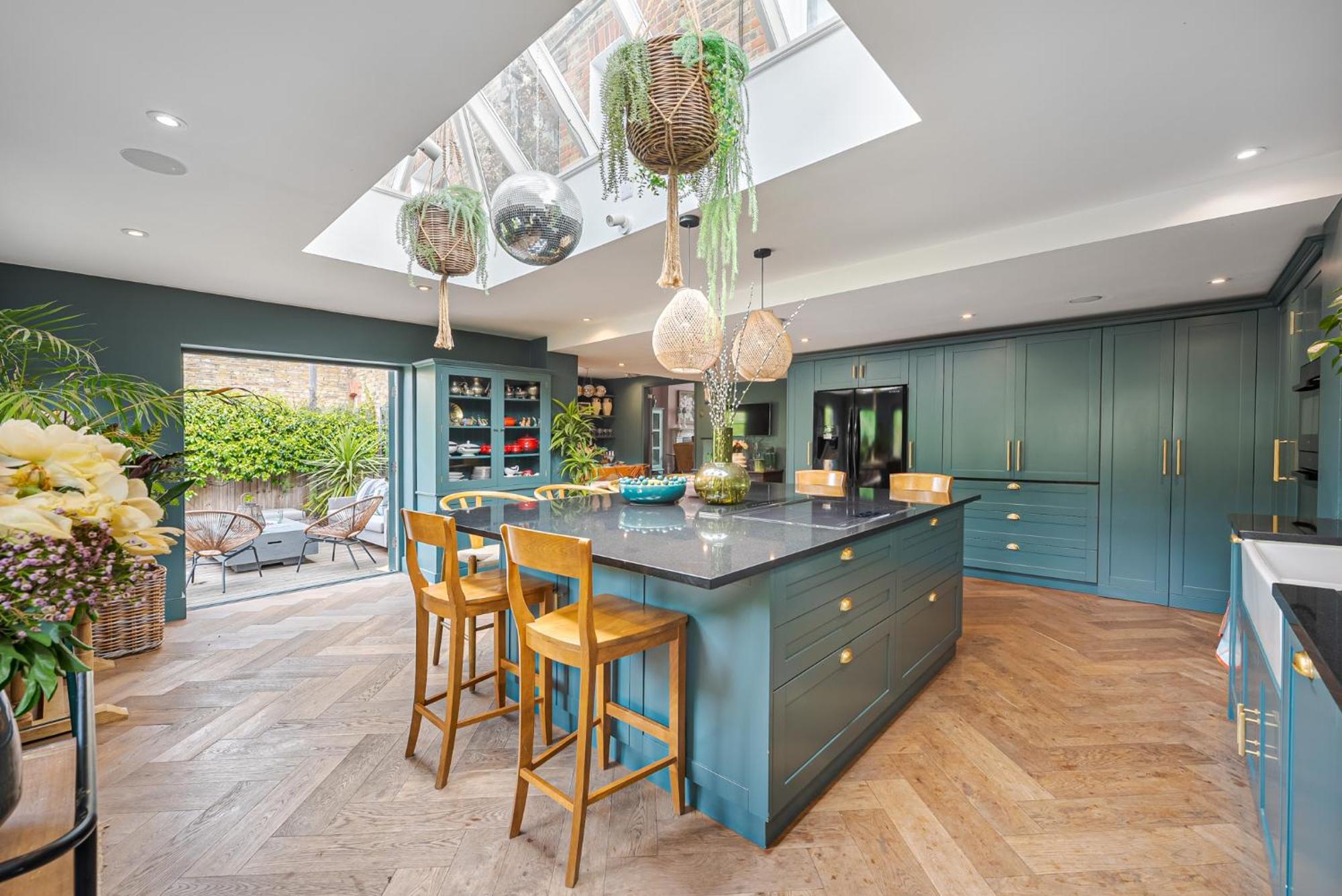 Heaver House - Stunning, Large, 5br House Nr Tube And Tooting Common Villa
