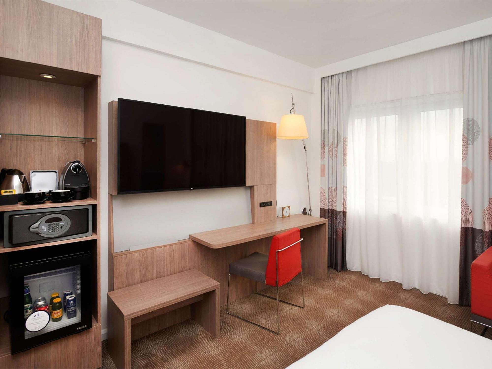 Novotel West Hotel