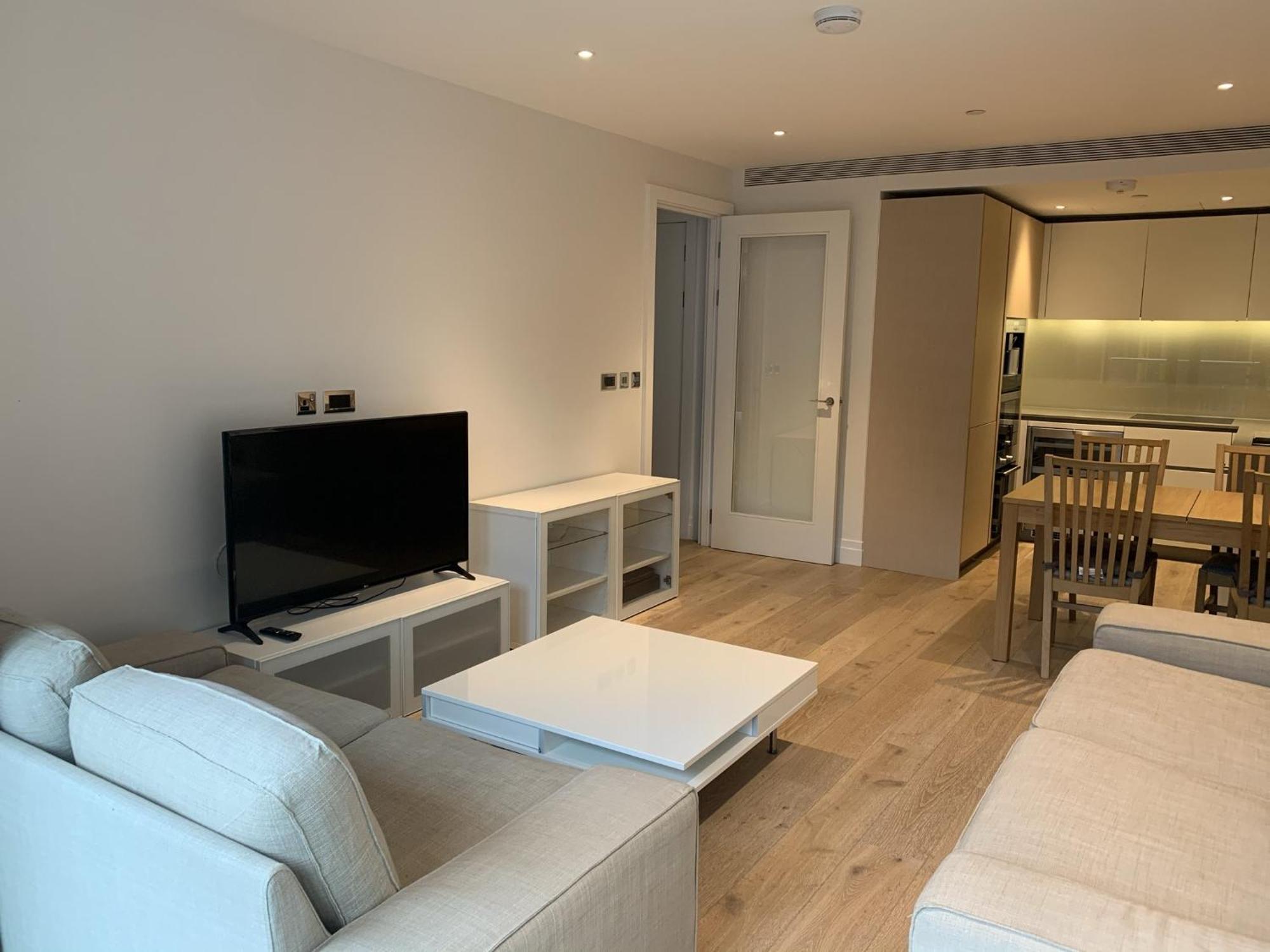 Stylish 2 Bed Flats Near Us Embassy *