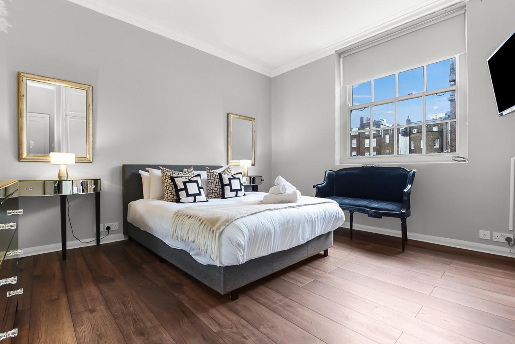 2 Bed Apartment- Mayfair 4 Apartment *