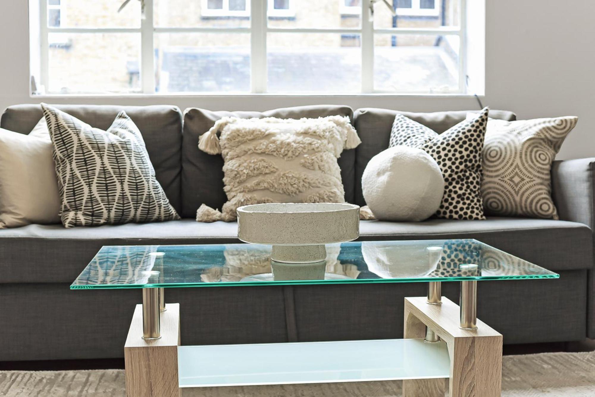 2 Bed Apartment- Mayfair 4 *