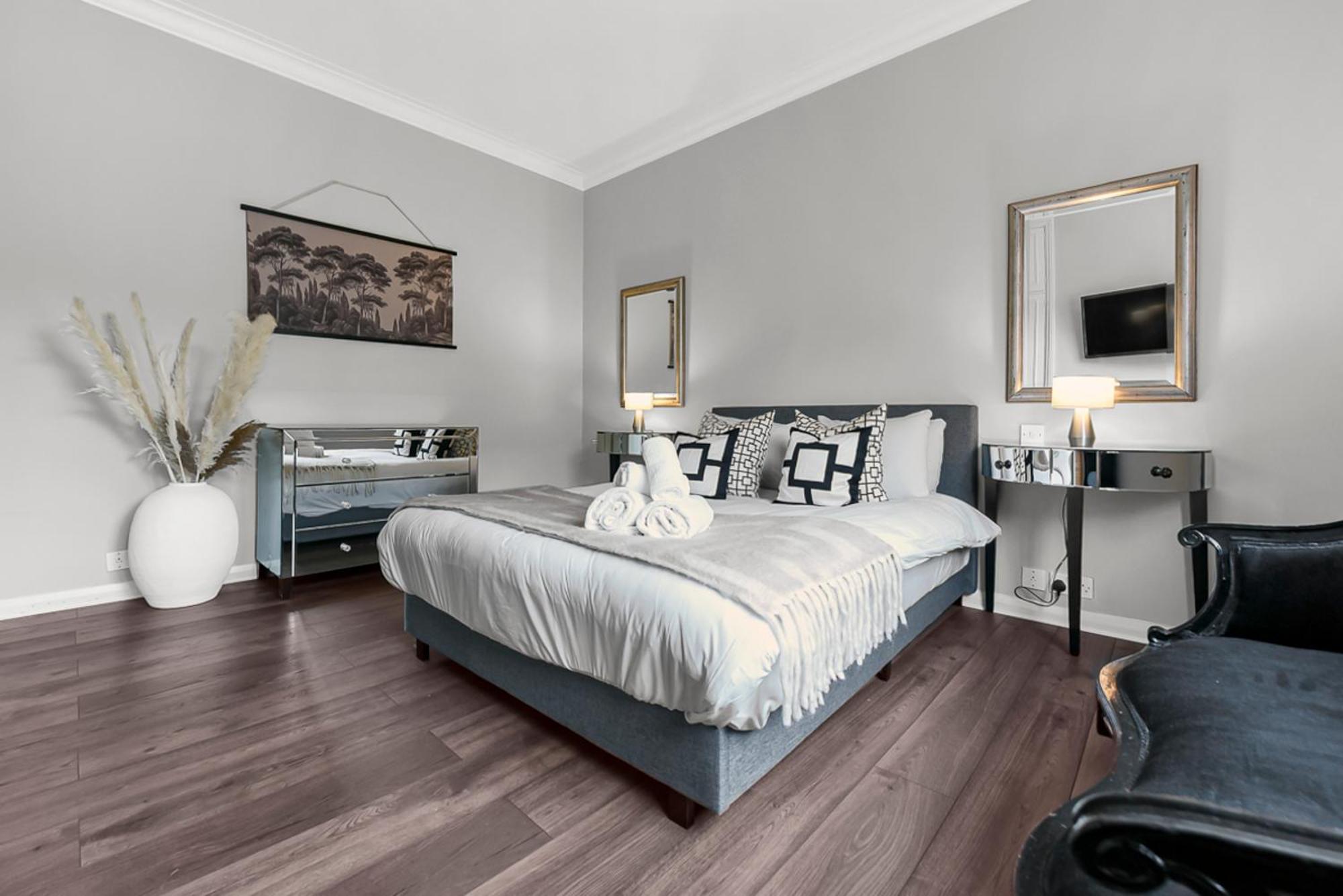 2 Bed Apartment- Mayfair 4 London