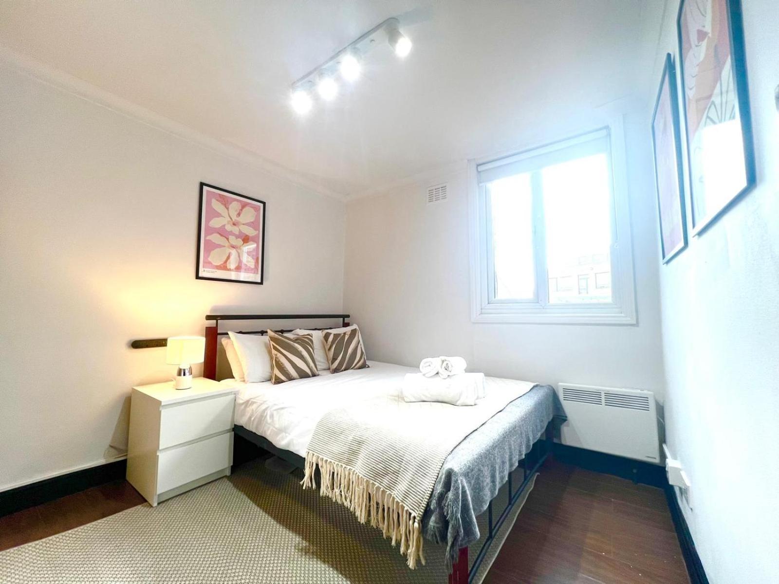 2 Bed Apartment- Camden Town * Londres