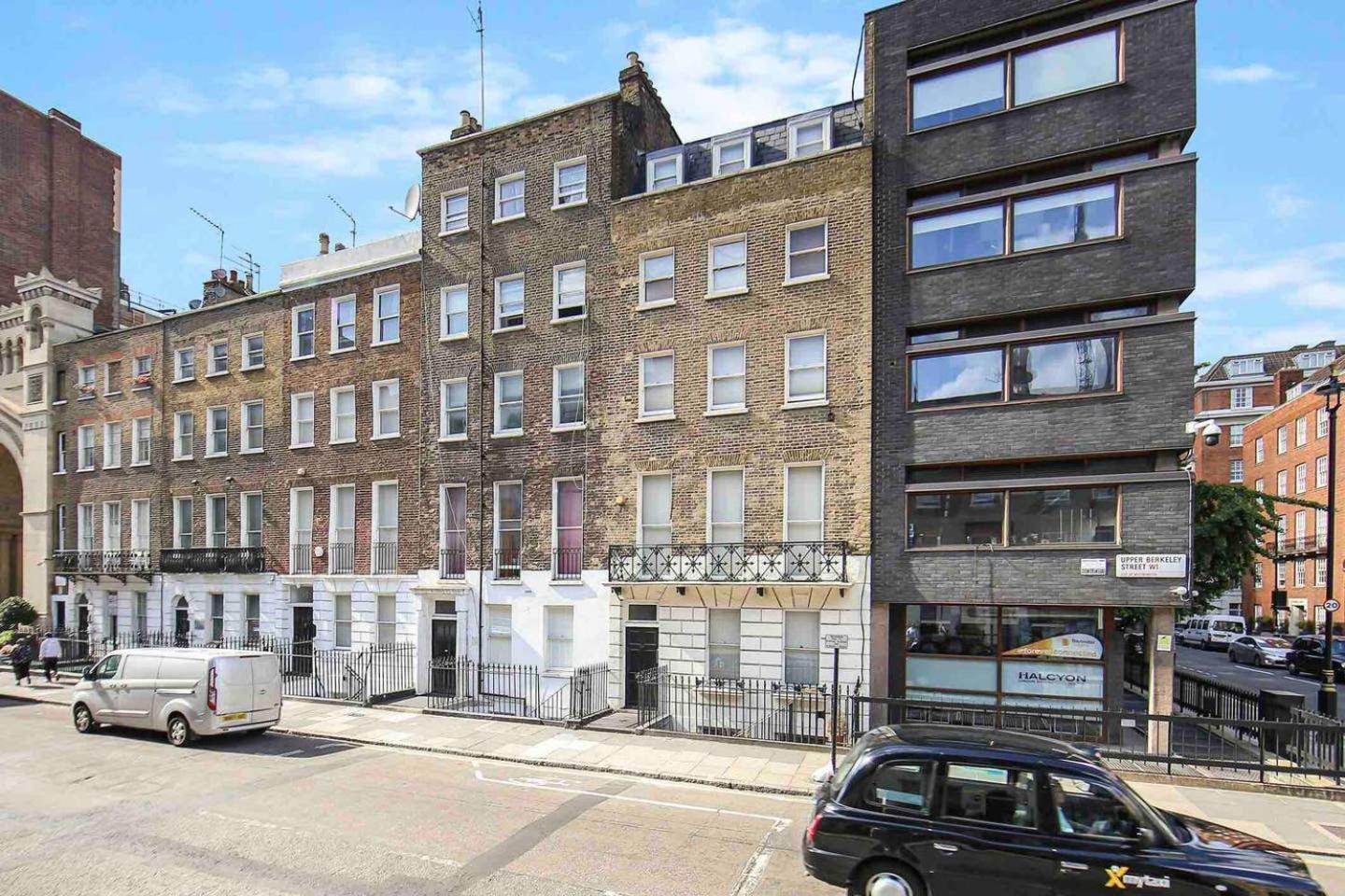 1 Bed Apartment- Marble Arch 4 Apartment London