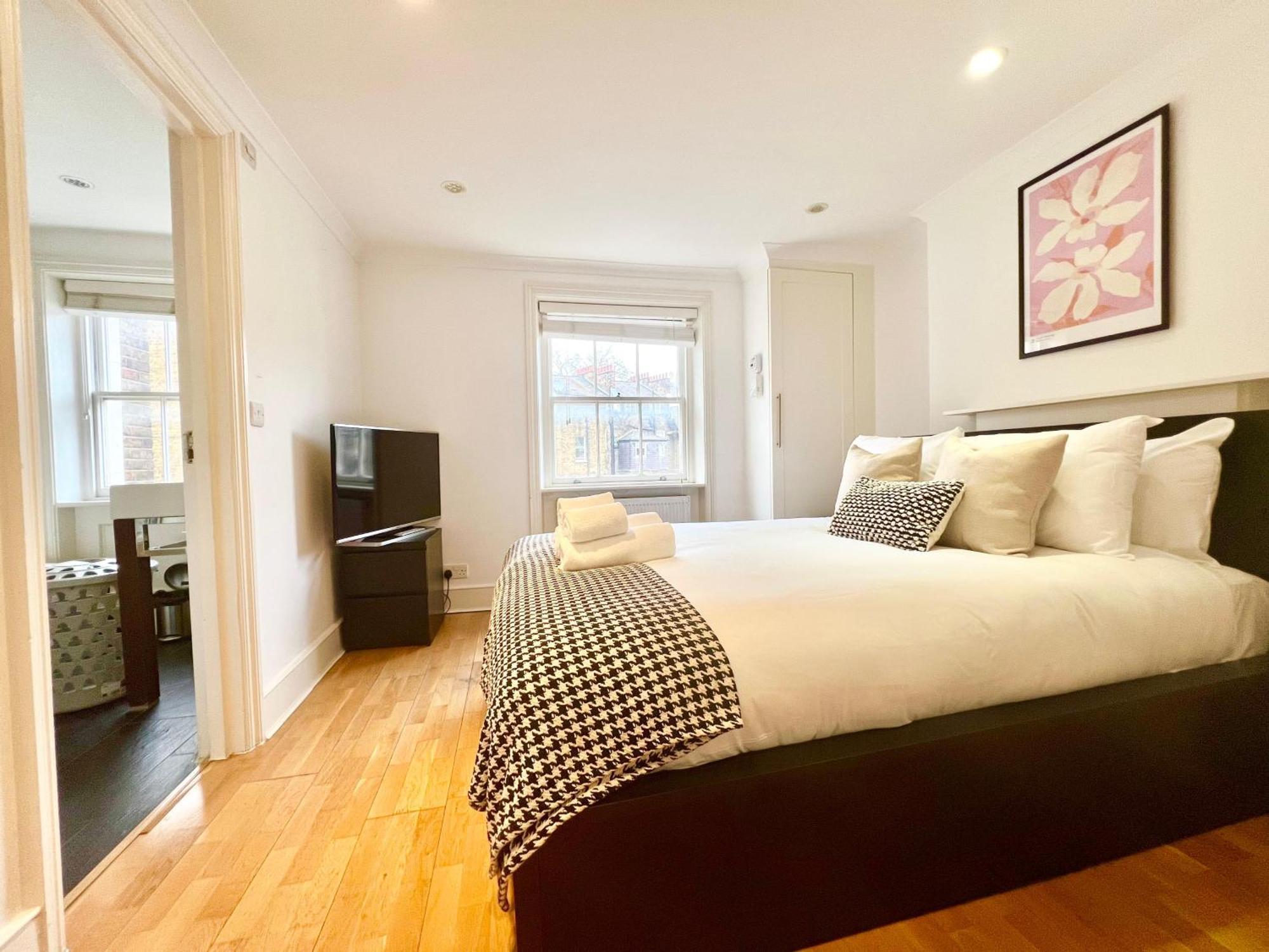 Hyde Park - 1 Bed - B Appartement *