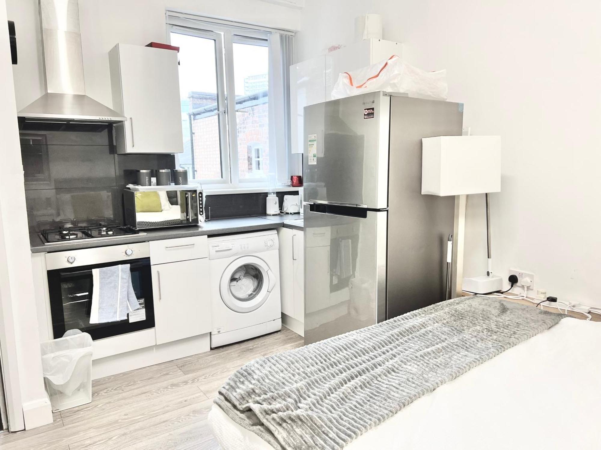 Complete Flat Netflix And Fast Wifi Apartamento