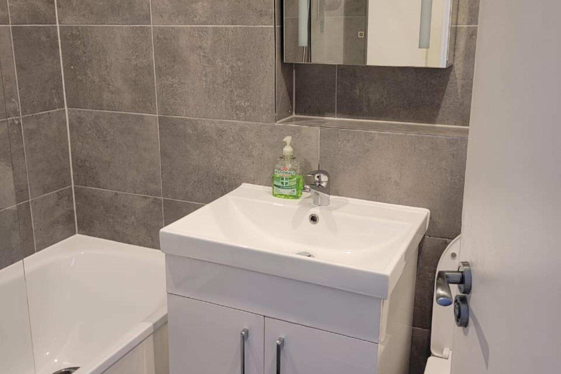 Batterseaflat Sleeps6 Refurbished Tv * Londres