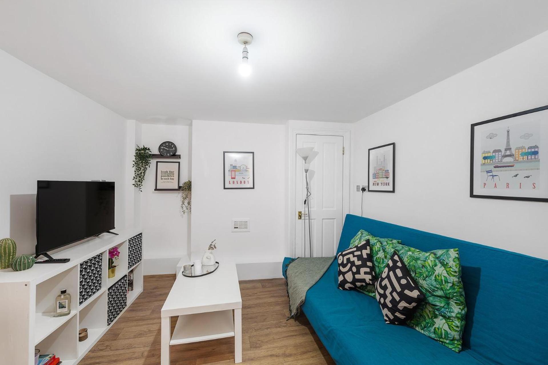 Appartement Flat Offers Superb Transport Connections