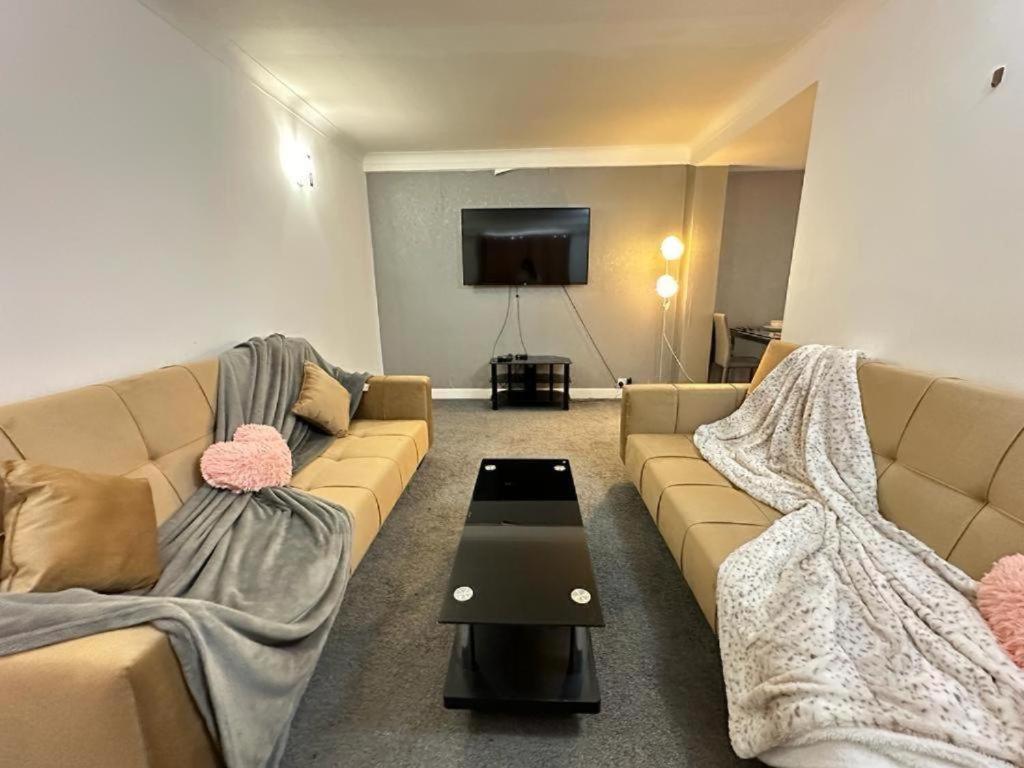 Cozzy Hyde Park On Edgware Road Apartment