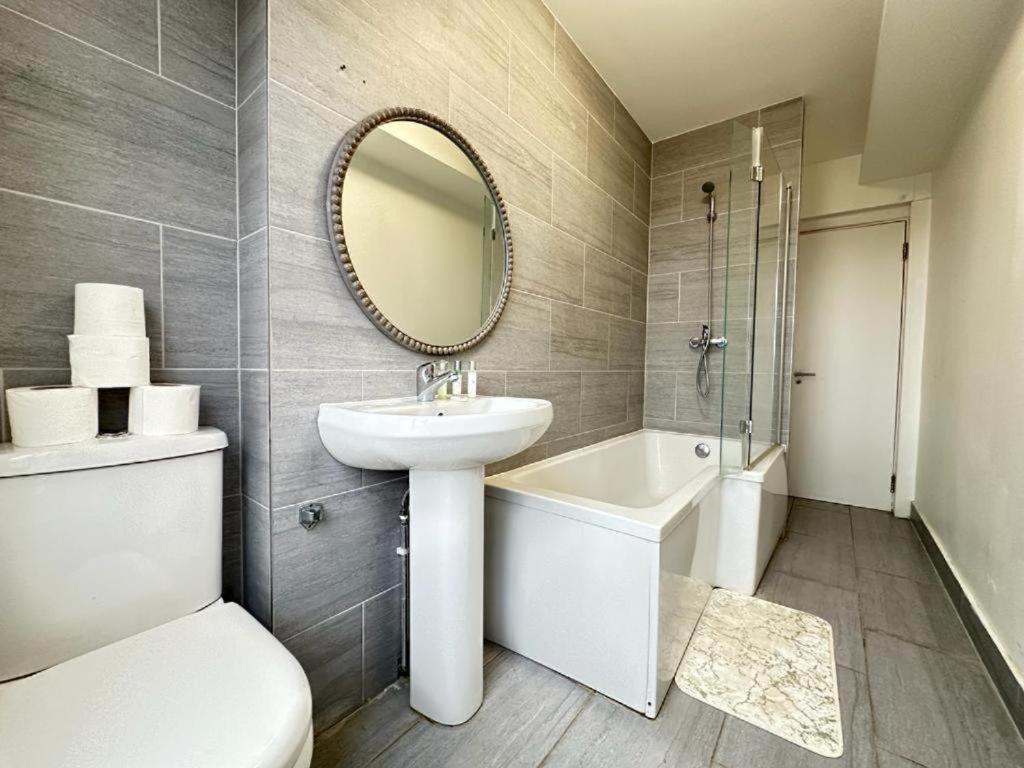 Cozzy Hyde Park On Edgware Road * London