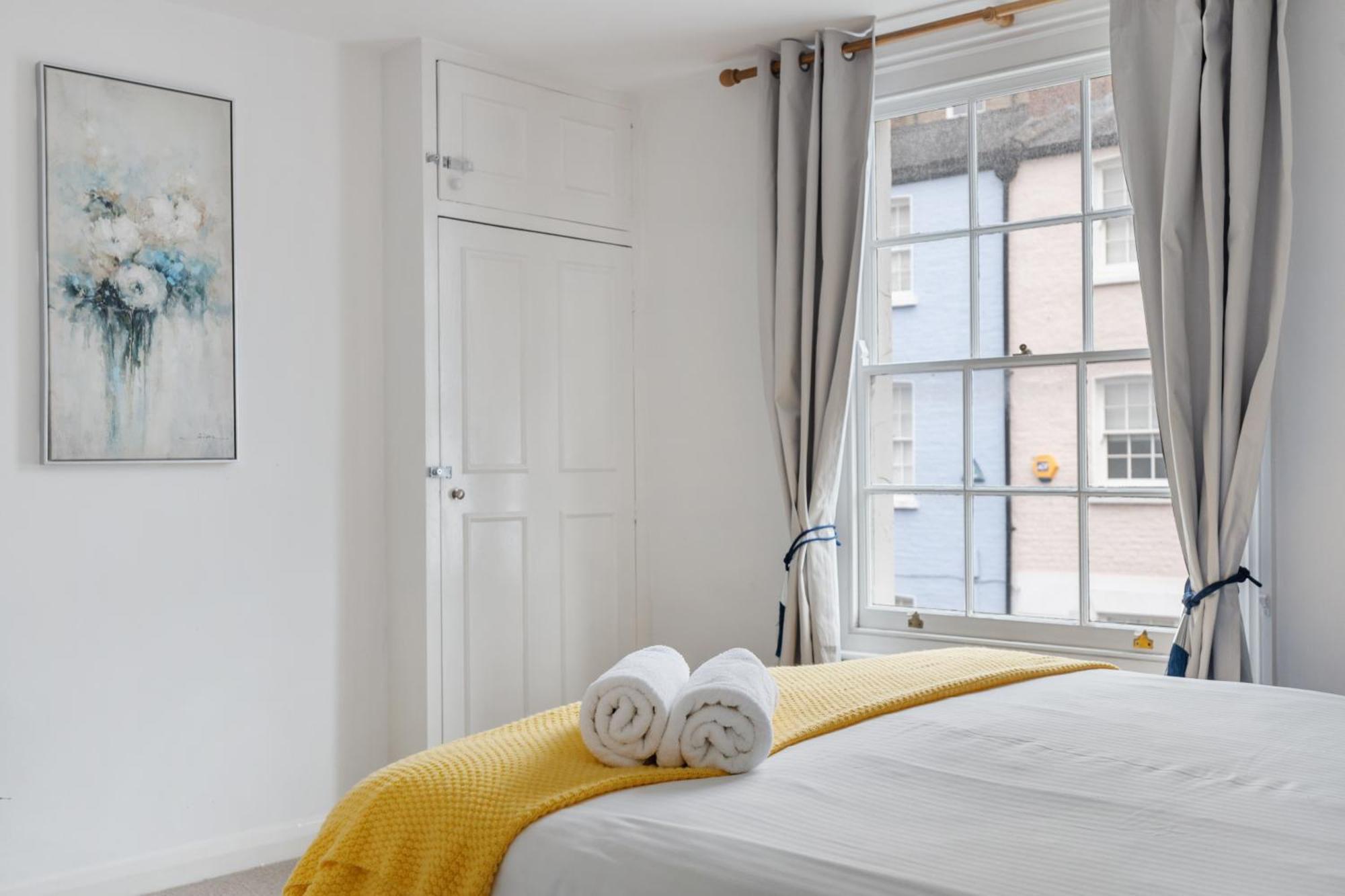 Kensington Two Bedroom House Londres
