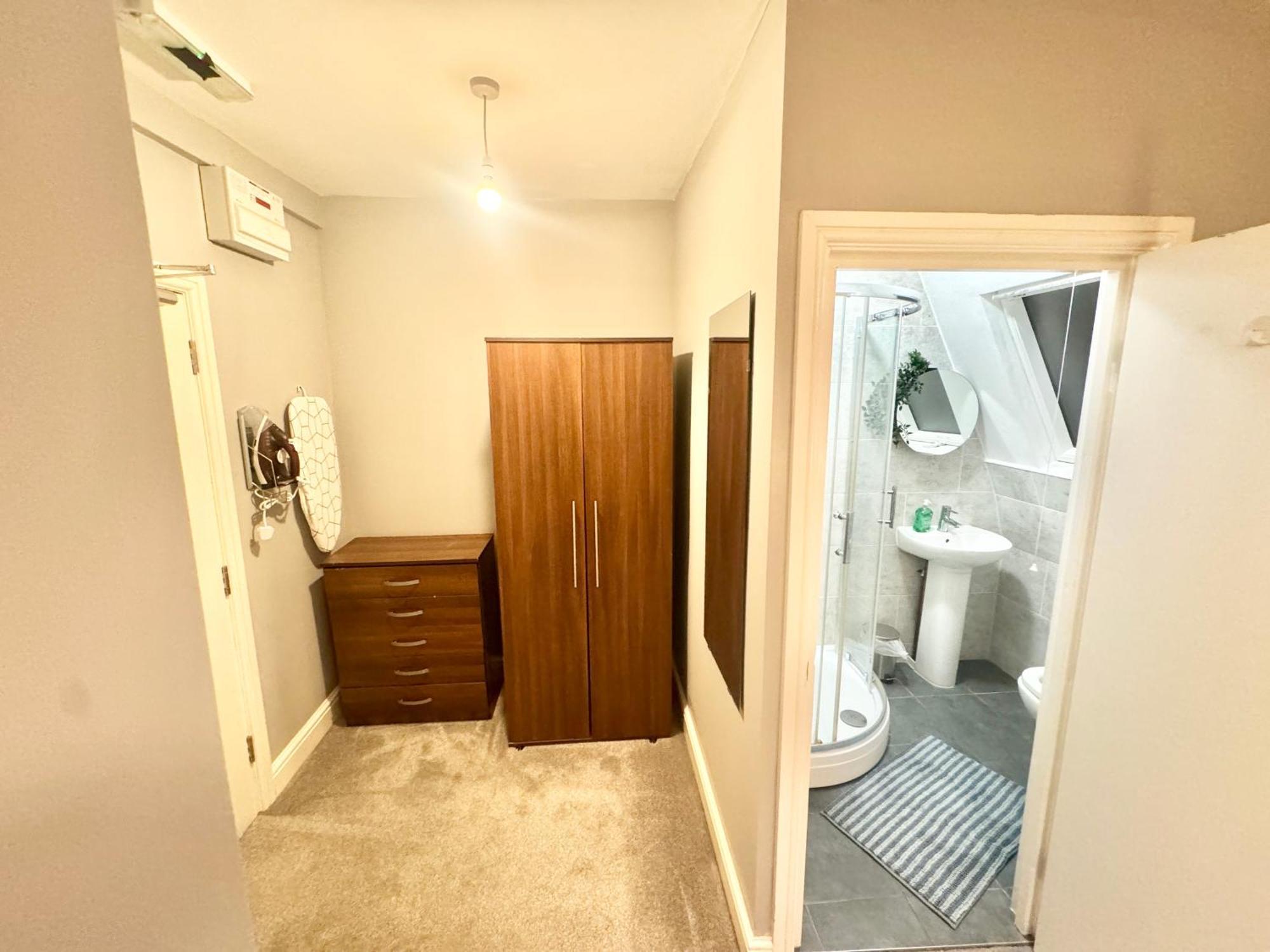 Séjour chez l'habitant Modern En-suite By Finsbury Park Station 8 Mins To King's Cross By Tube Londres