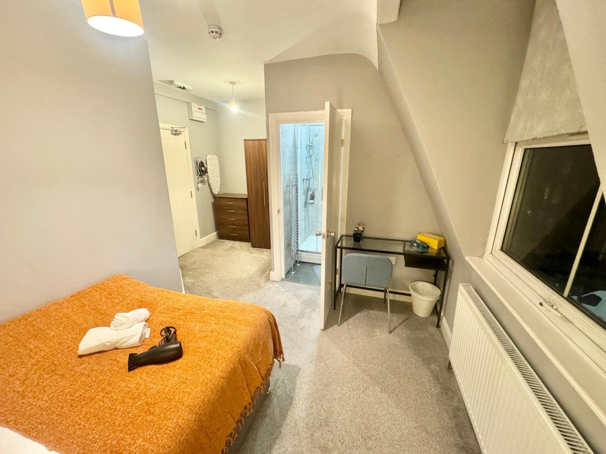 Séjour chez l'habitant Modern En-suite By Finsbury Park Station 8 Mins To King's Cross By Tube *