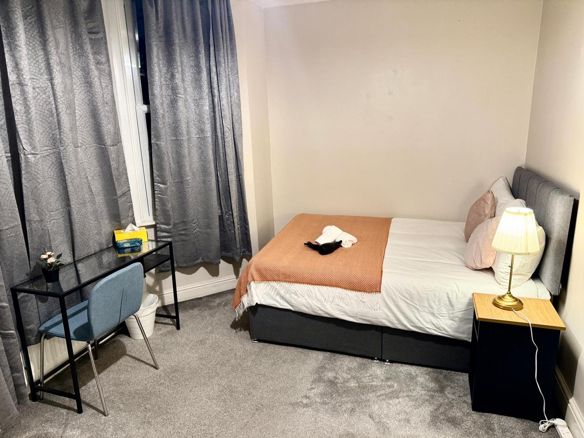 Modern En-suite By Finsbury Park Station 8 Mins To King's Cross By Tube Séjour chez l'habitant *