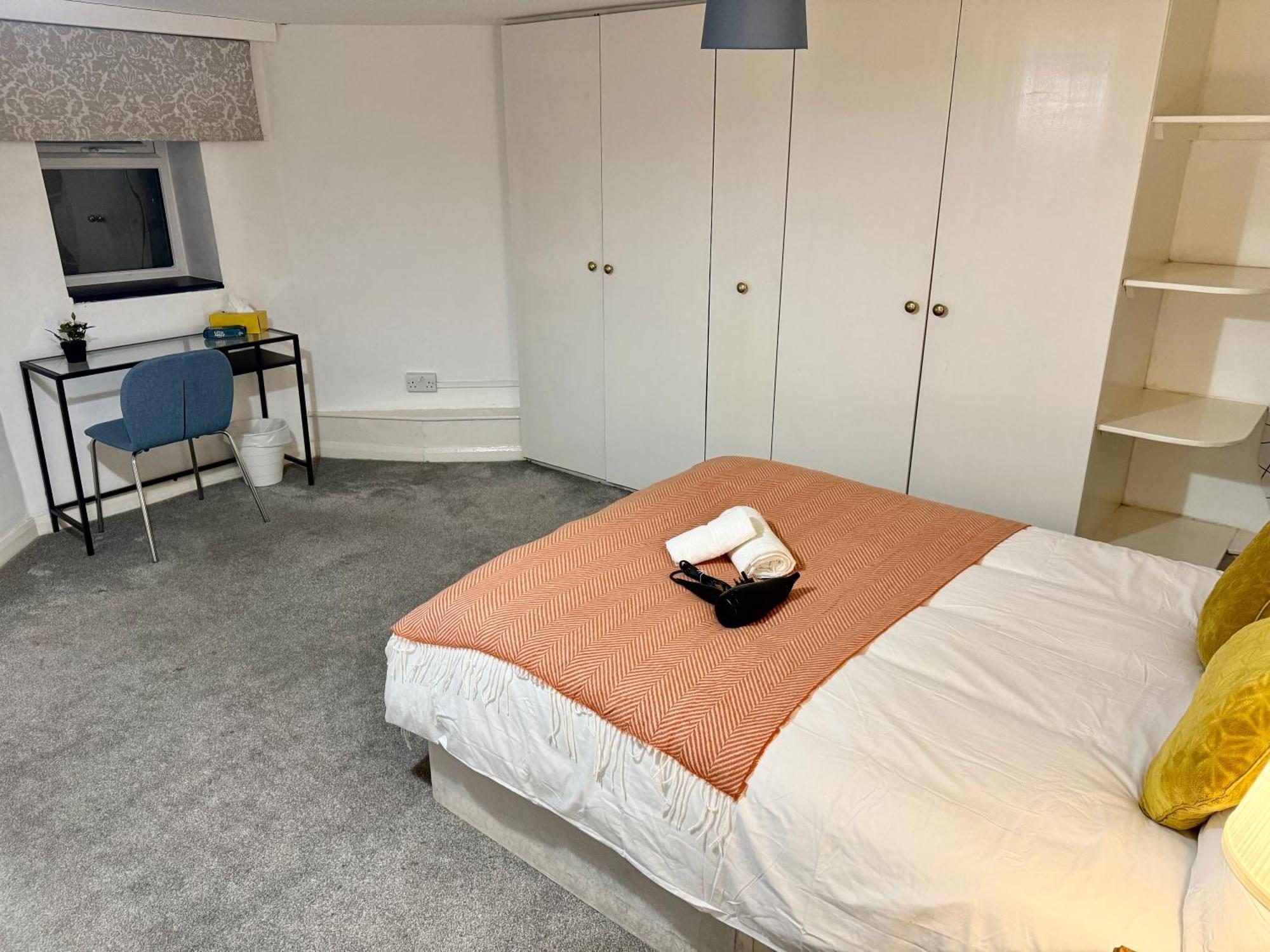 Modern En-suite By Finsbury Park Station 8 Mins To King's Cross By Tube Séjour chez l'habitant