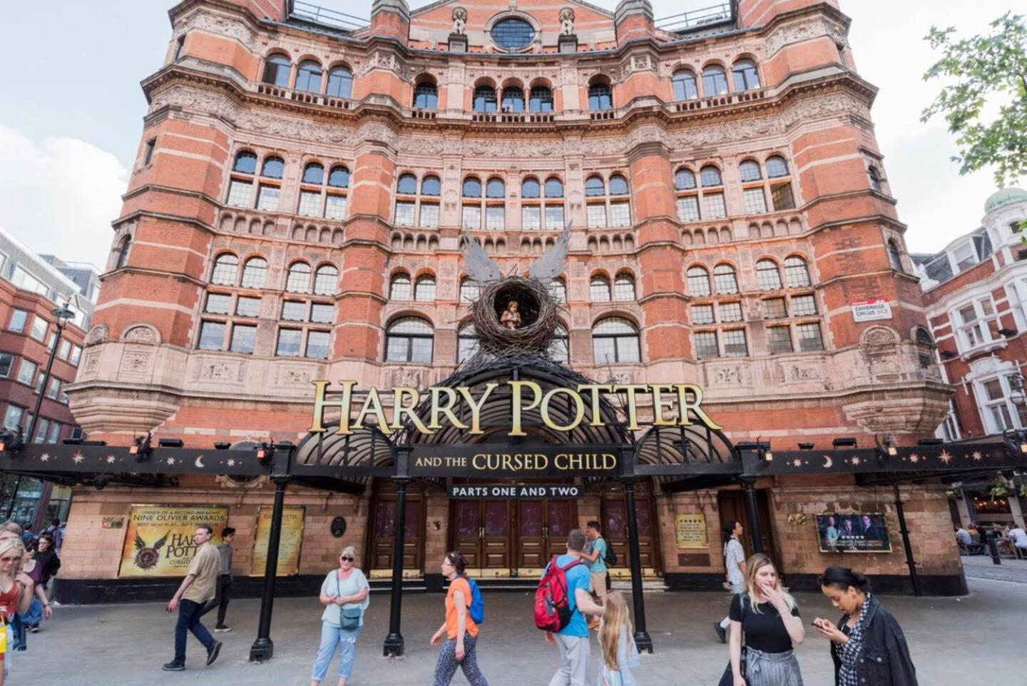 Explore From The Heart Of Soho Londres