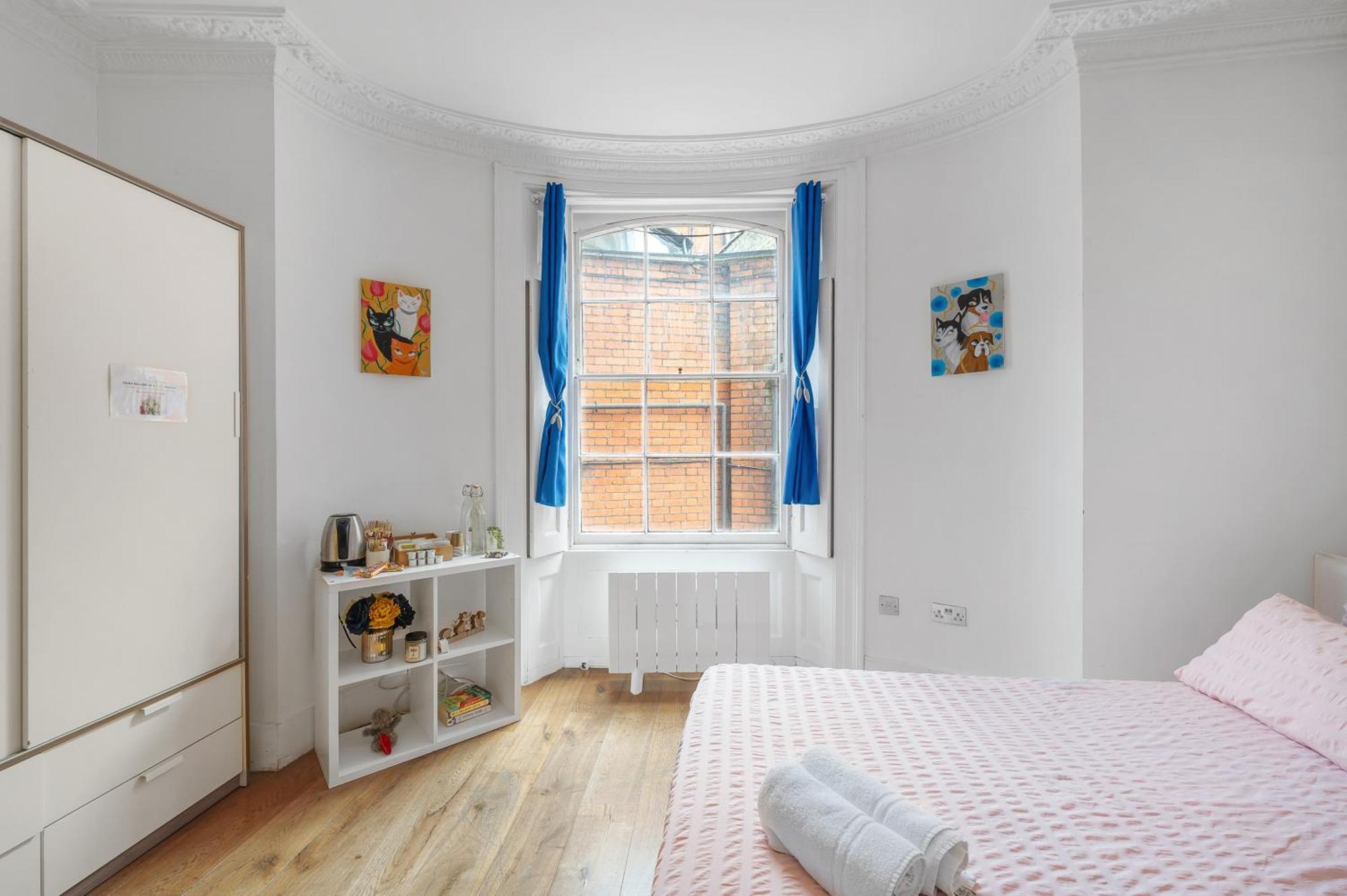 Flat Offers Superb Transport Connections * Londres