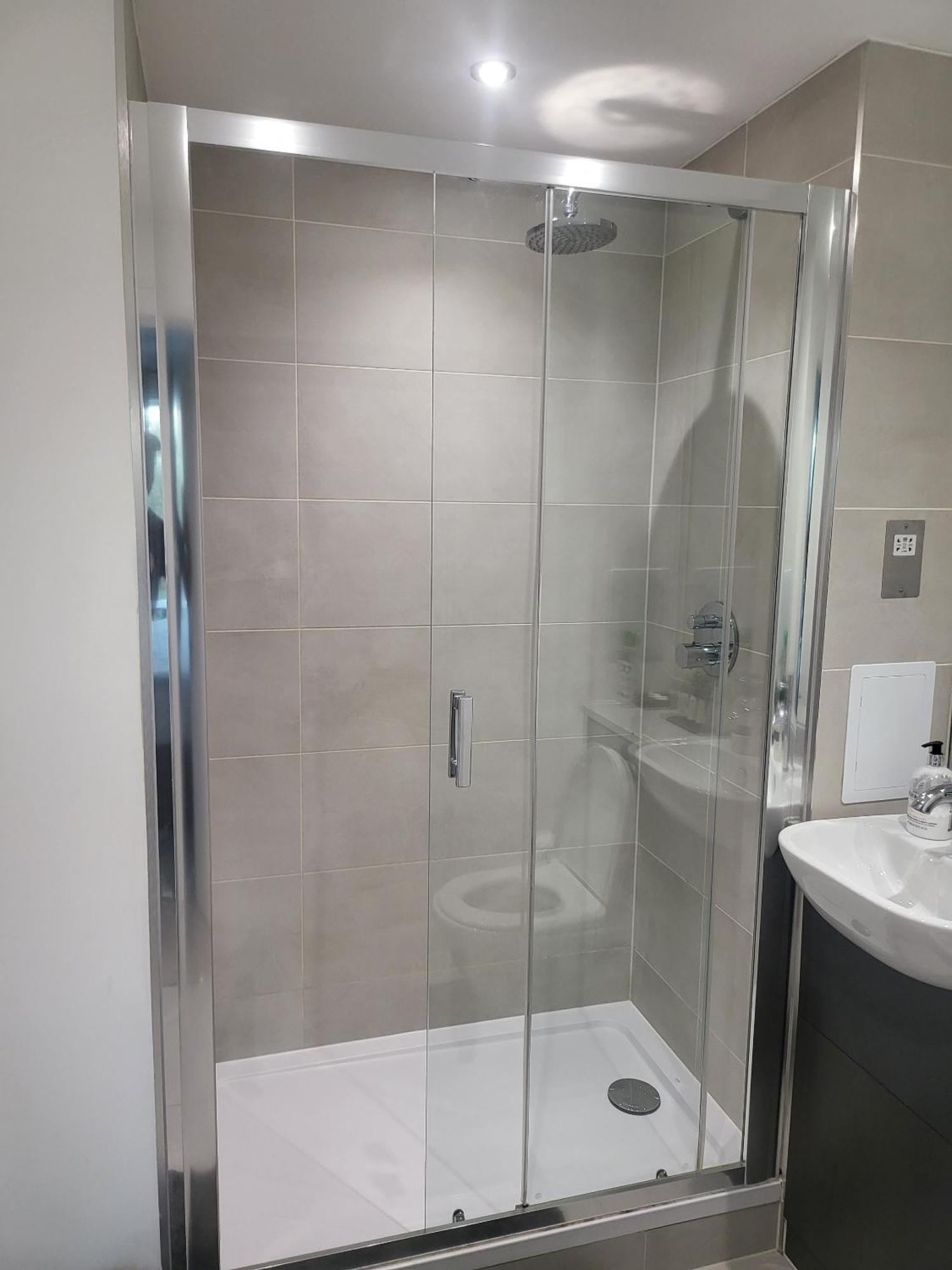 Kayz Lodge- Luxury Ensuite-private & Shared In A New House At The Olympic Village Overlooking Stratford Westfield And Tube Station * Londres