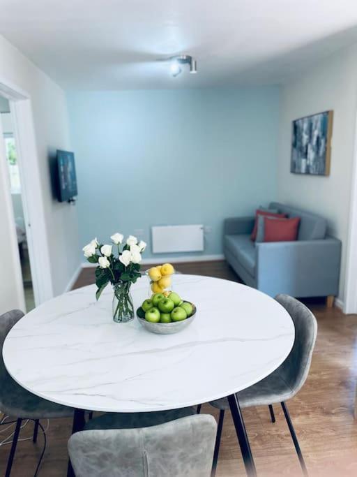 Ivy Two Bedroom & Garden In Temple Fortune *