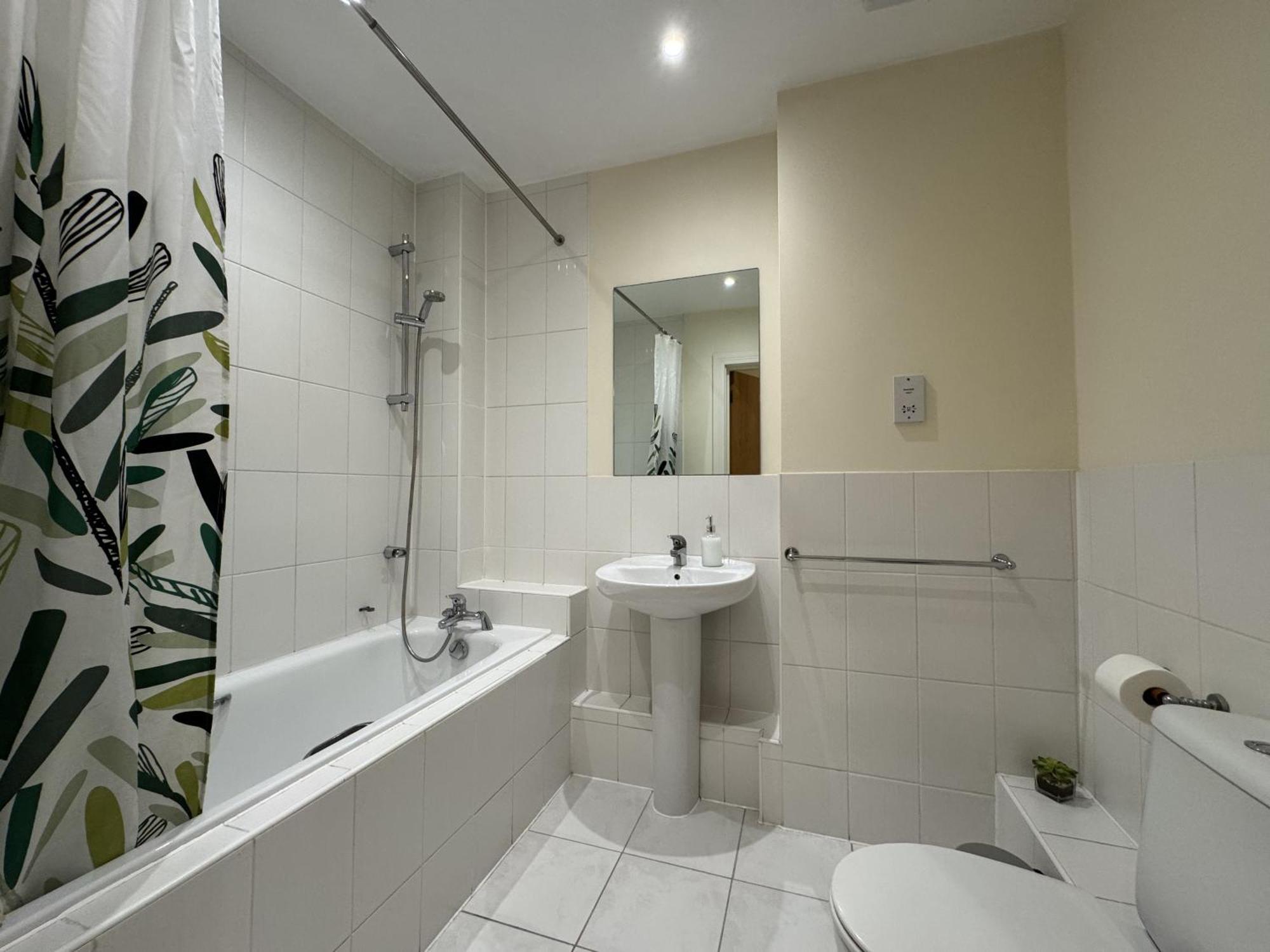 Two Bed Flat In Wimbledon Apartamento Londres