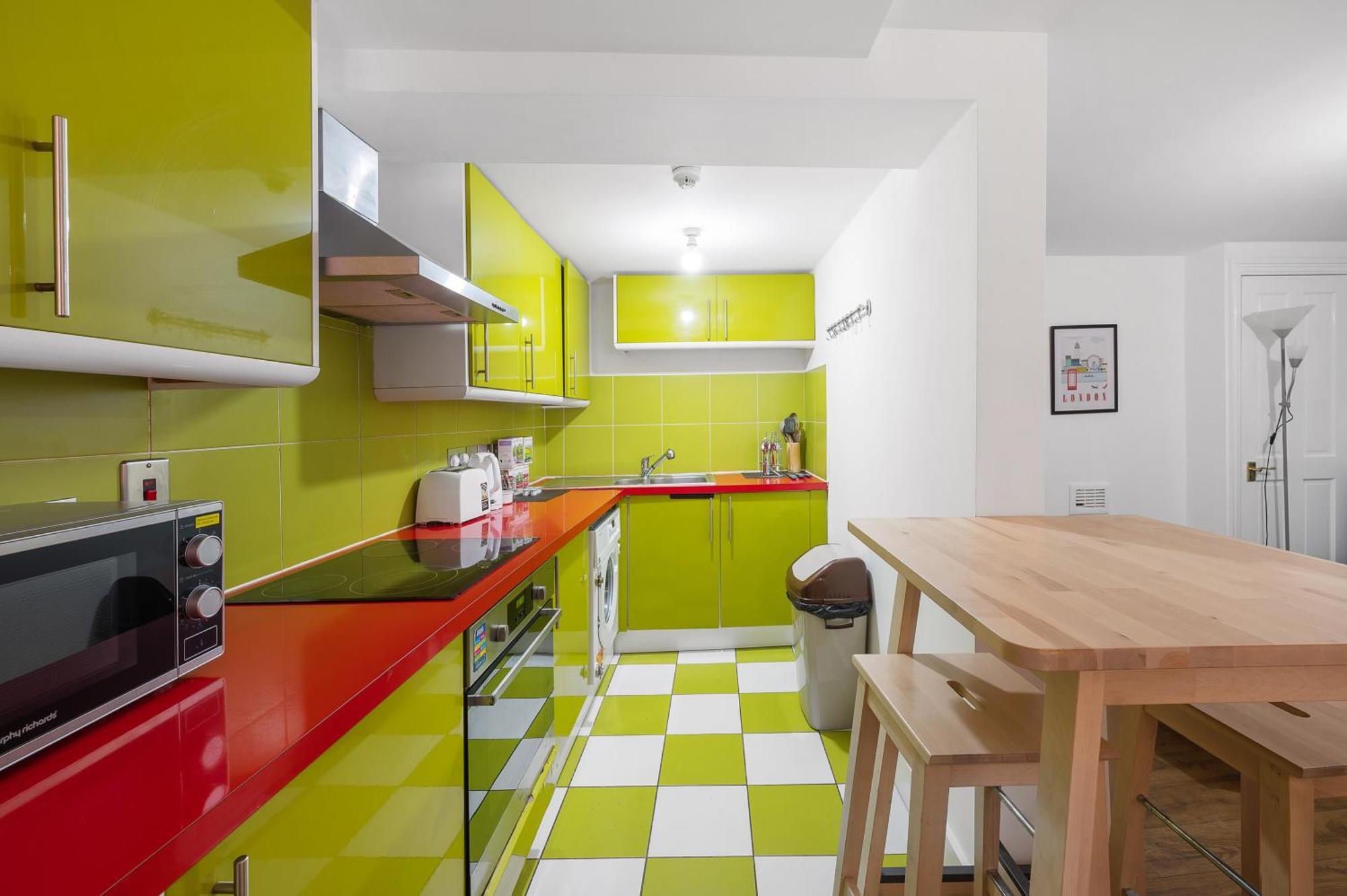 Flat Offers Superb Transport Connections Appartement Londres