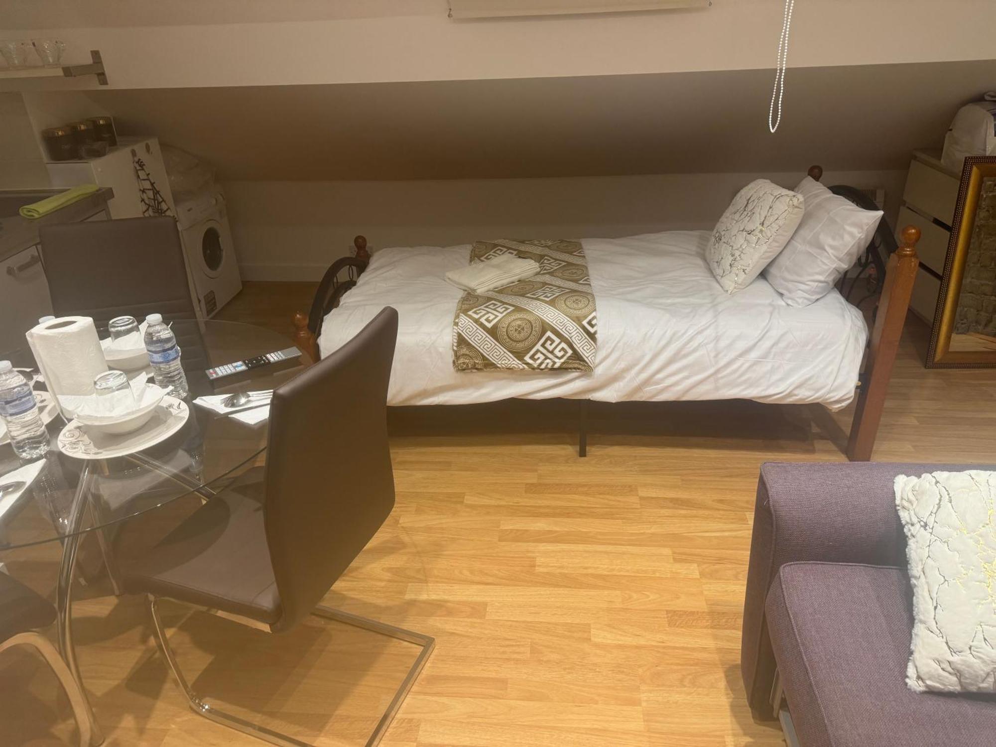 Flat Close To Appartement