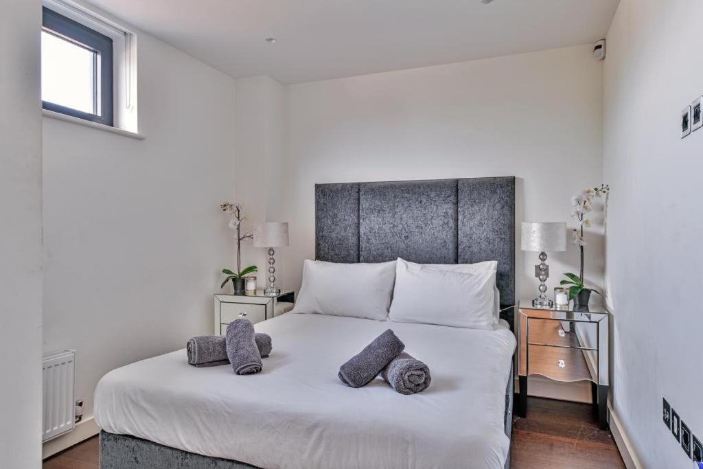 2br Penthouse With Balcony Appartement *
