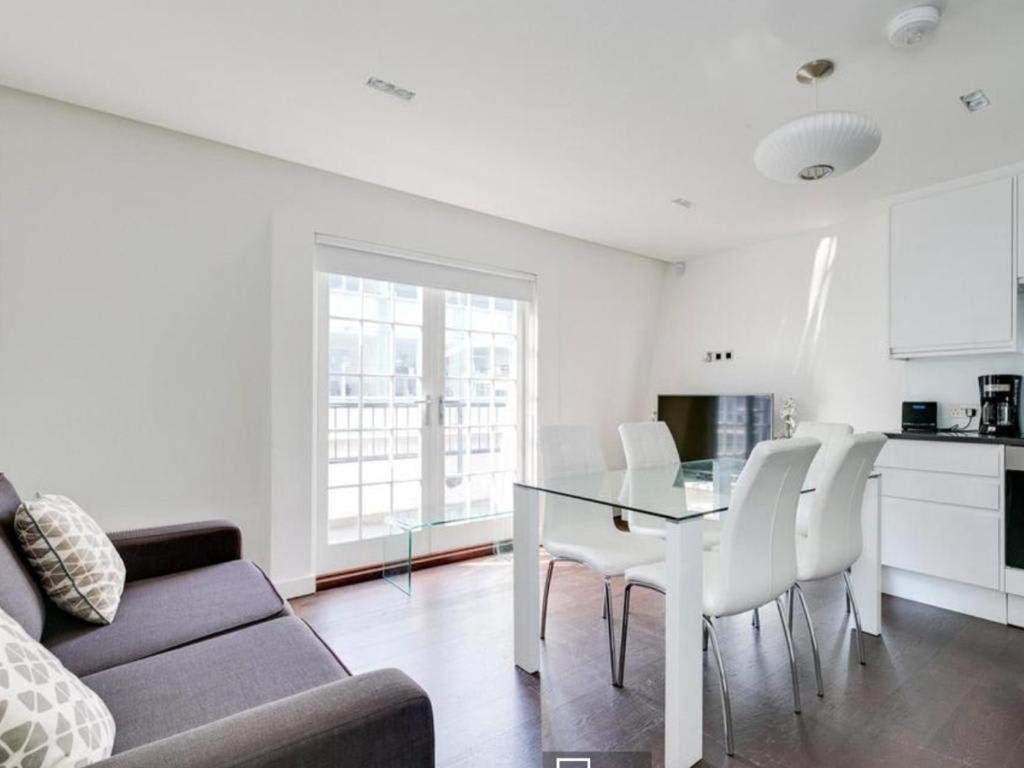 Appartement 2br Penthouse With Balcony Londres