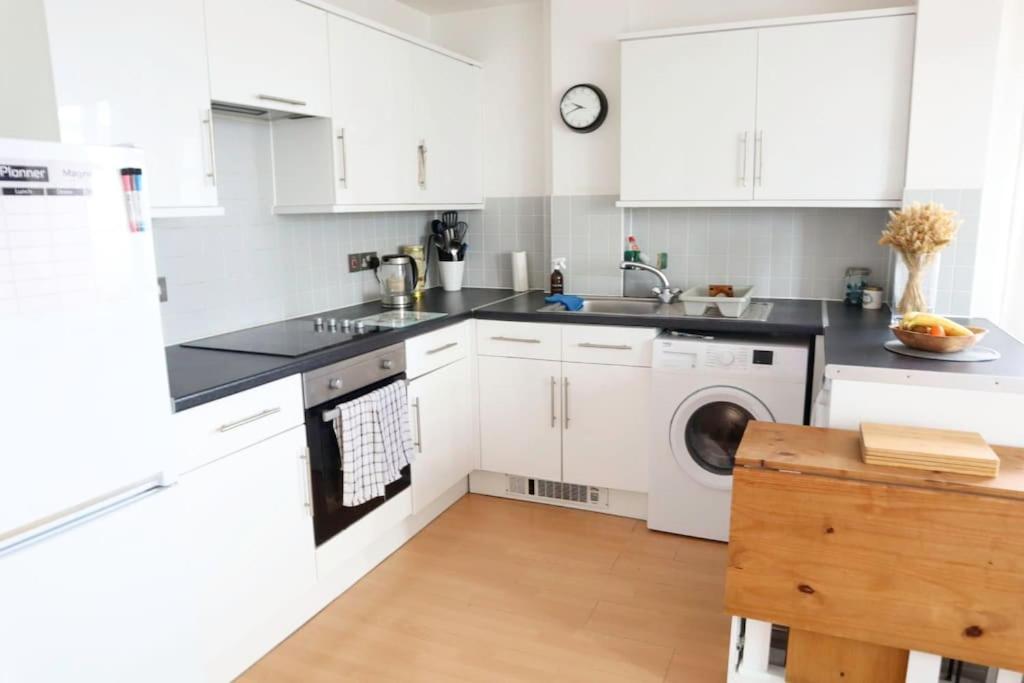 3 Bed Flat With A View Appartement Londres
